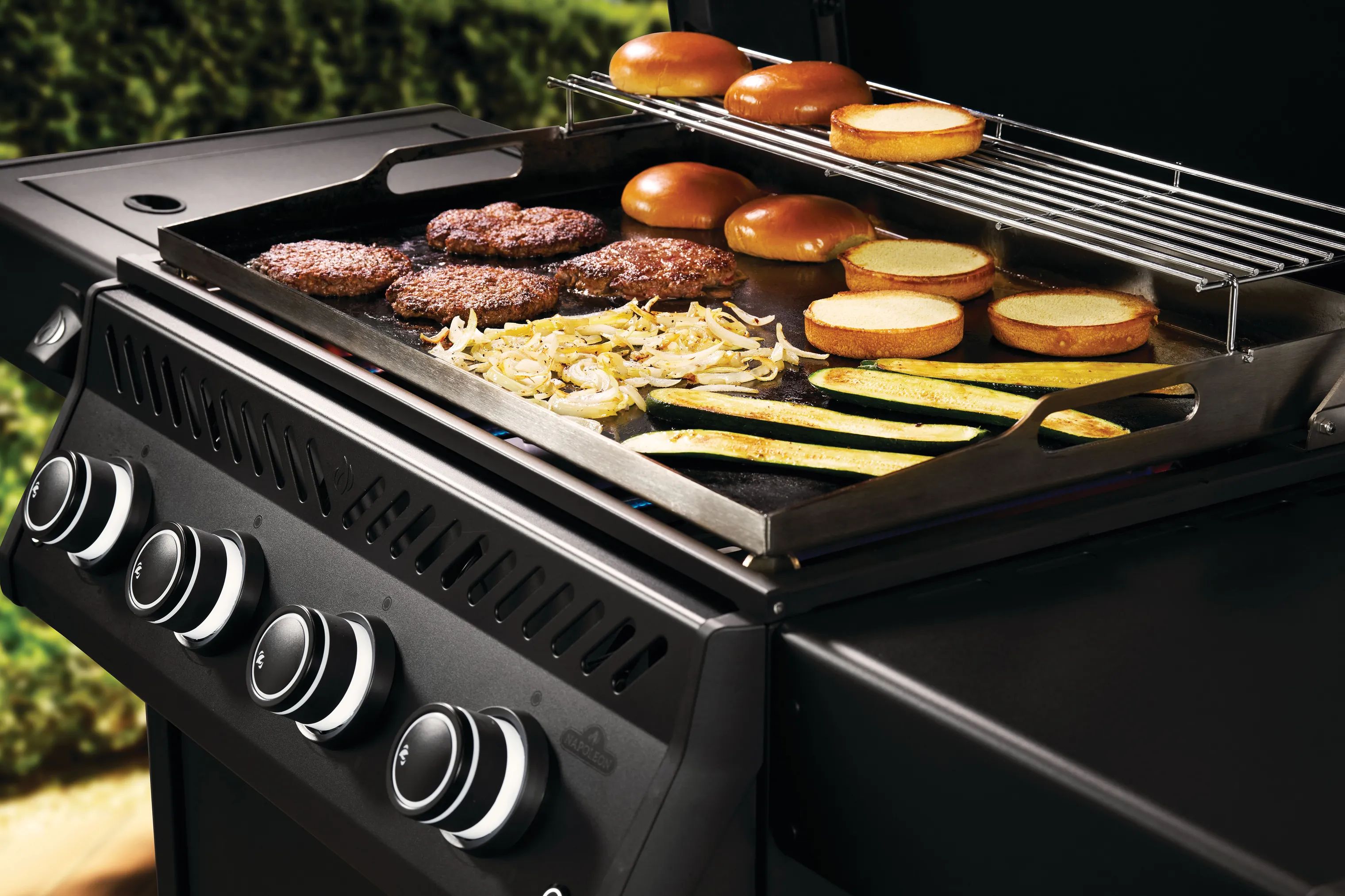 Napoleon Gasgrill 30'' Rogue Plancha Grill i Sort, 11