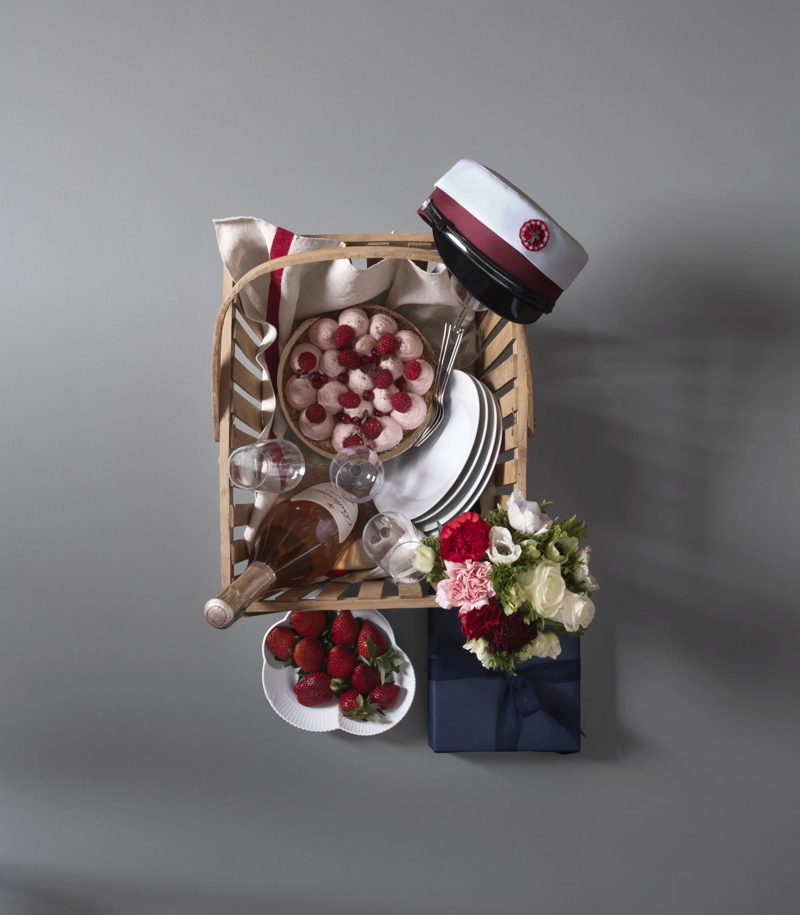 Royal Copenhagen Frokosttallerkener Hvid Riflet Tallerken i Hvid, 3