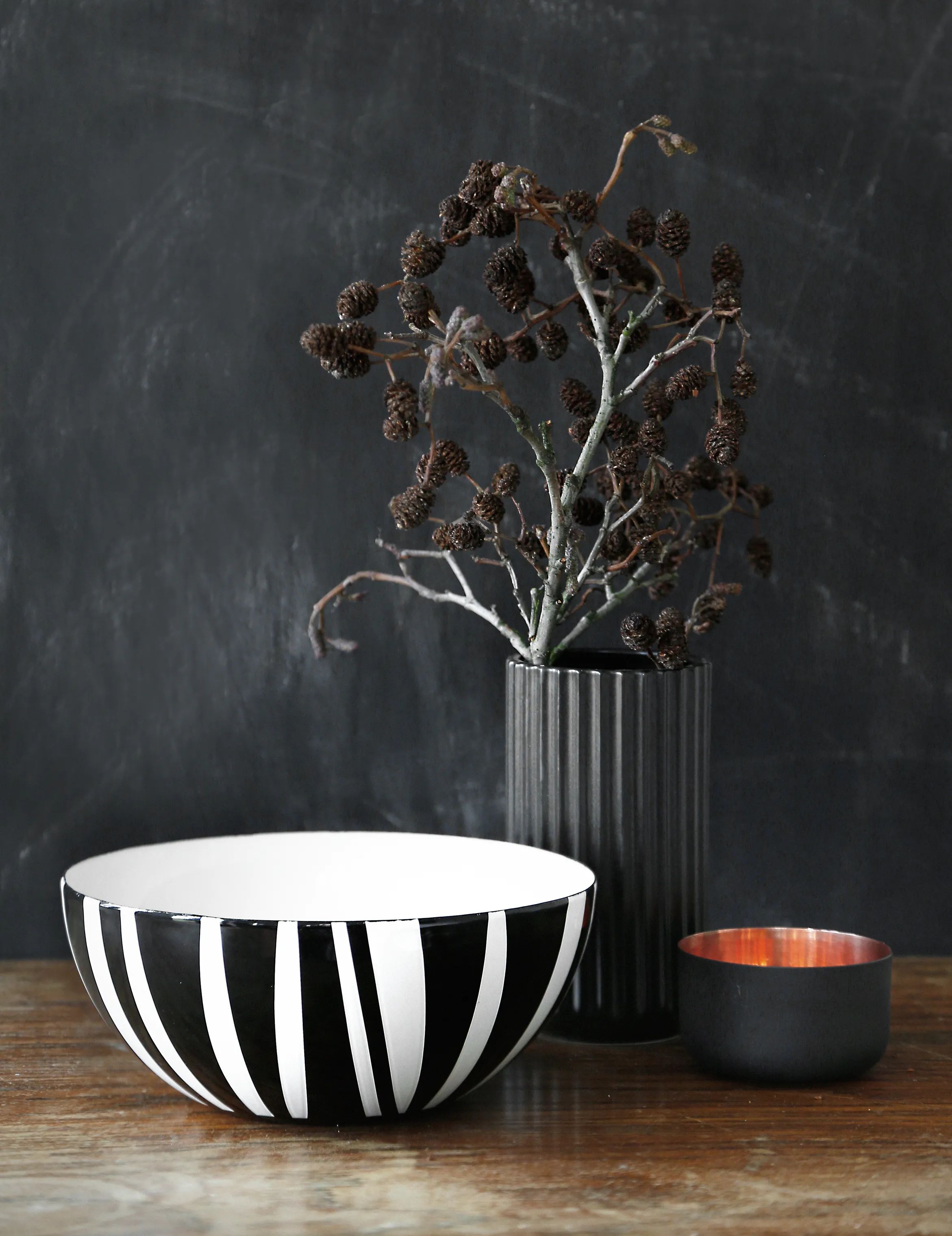 Cathrineholm Serveringsskåle Stripes Skål i Sort, 20 cm, 2