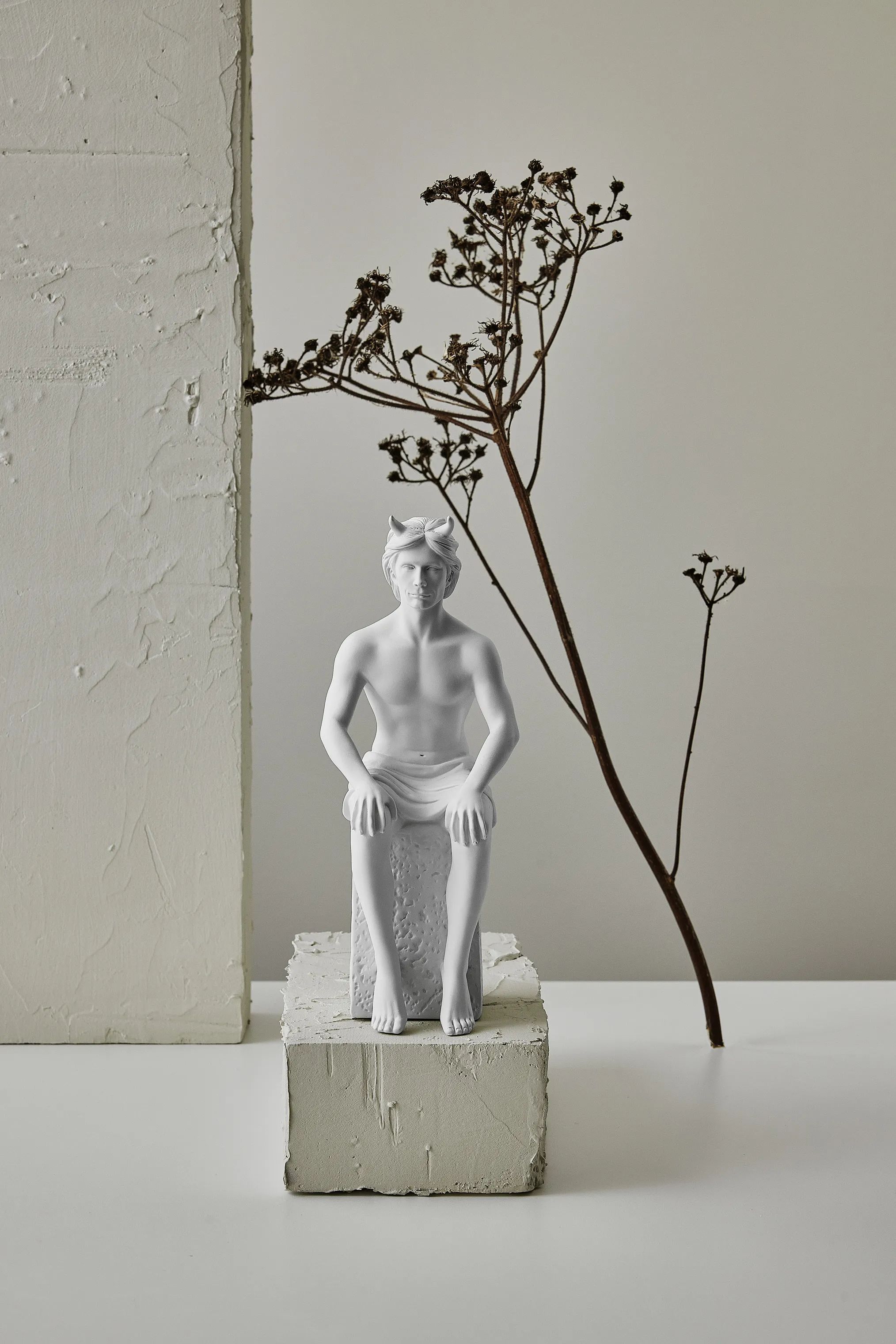 Christel Marott Stjernetegnsfigurer Christel Stjernetegn - Tyr i Mand, Tyr, 2