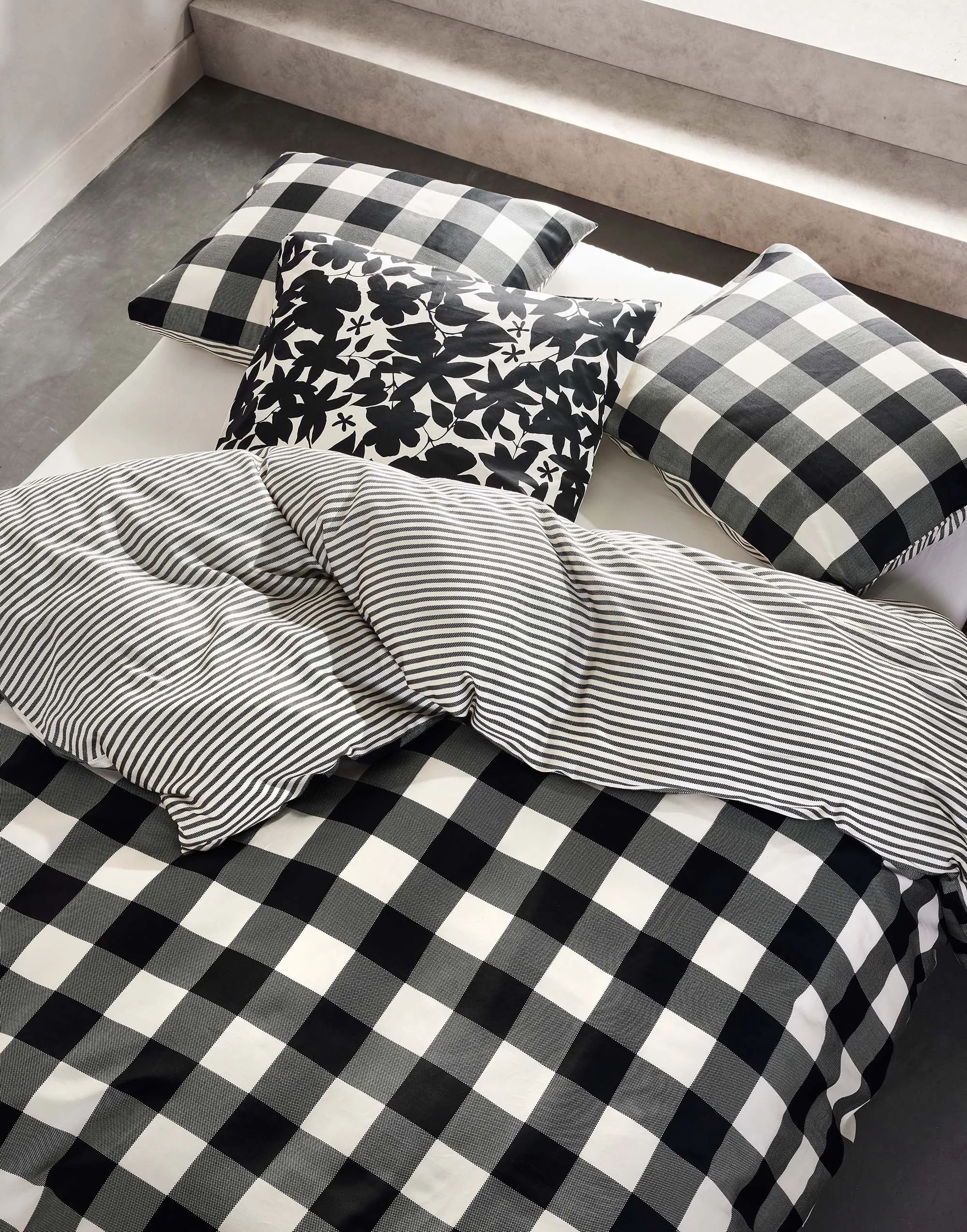 Essenza Pyntepuder Imara Pyntepude i Anthracite, H12 x B50 x L50 cm, 2