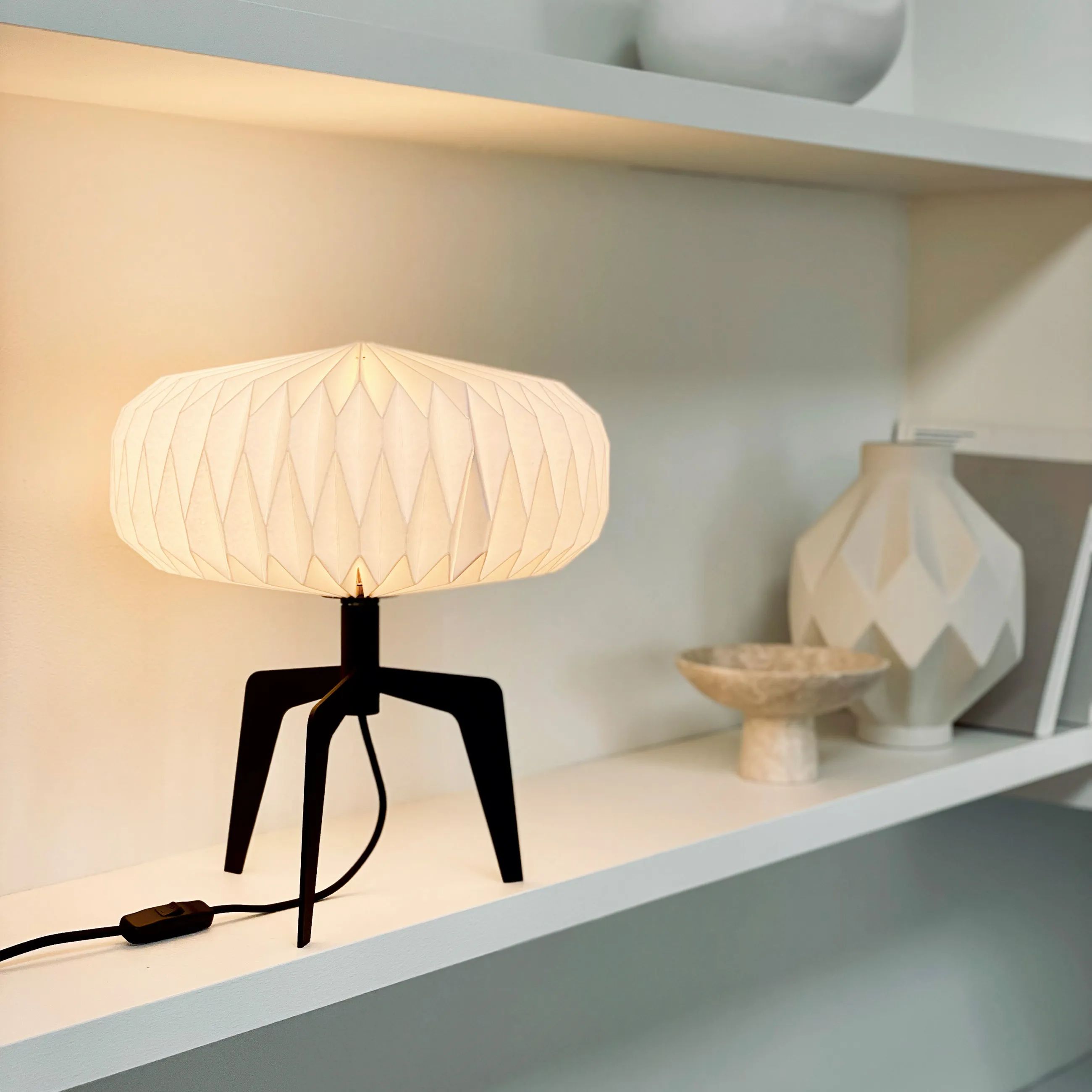Dyberg Larsen Bordlamper Ventnor Bordlampe i Hvid/ Sort, 2