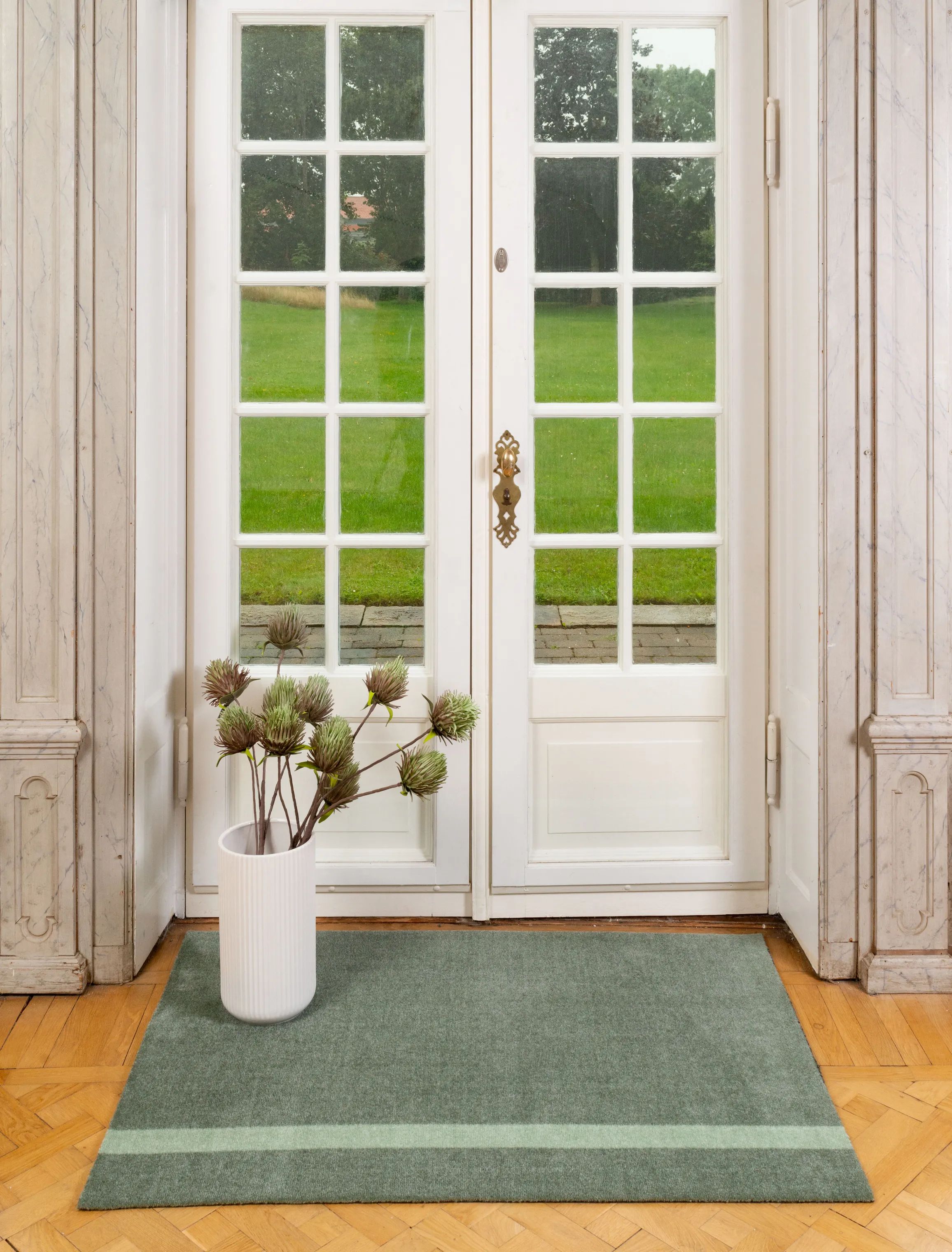 Tica Copenhagen Gulvtæpper Stripes Vertikal Gulvtæppe i Lysgrøn/støvetgrøn/mørkegrøn, B90 x L130 cm, 3