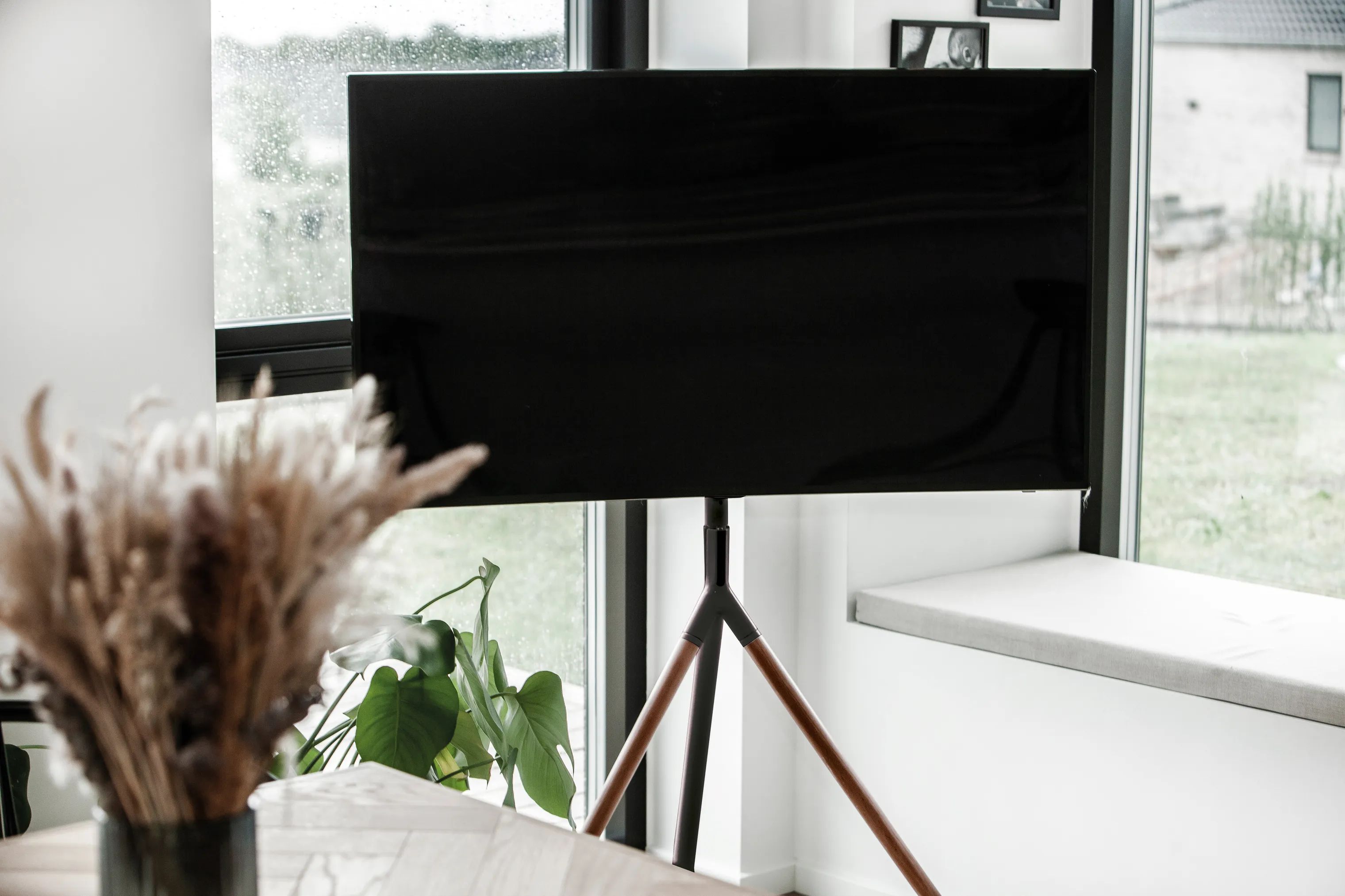 SINOX TV-borde Tripod TV Gulvstand i Brun, 2