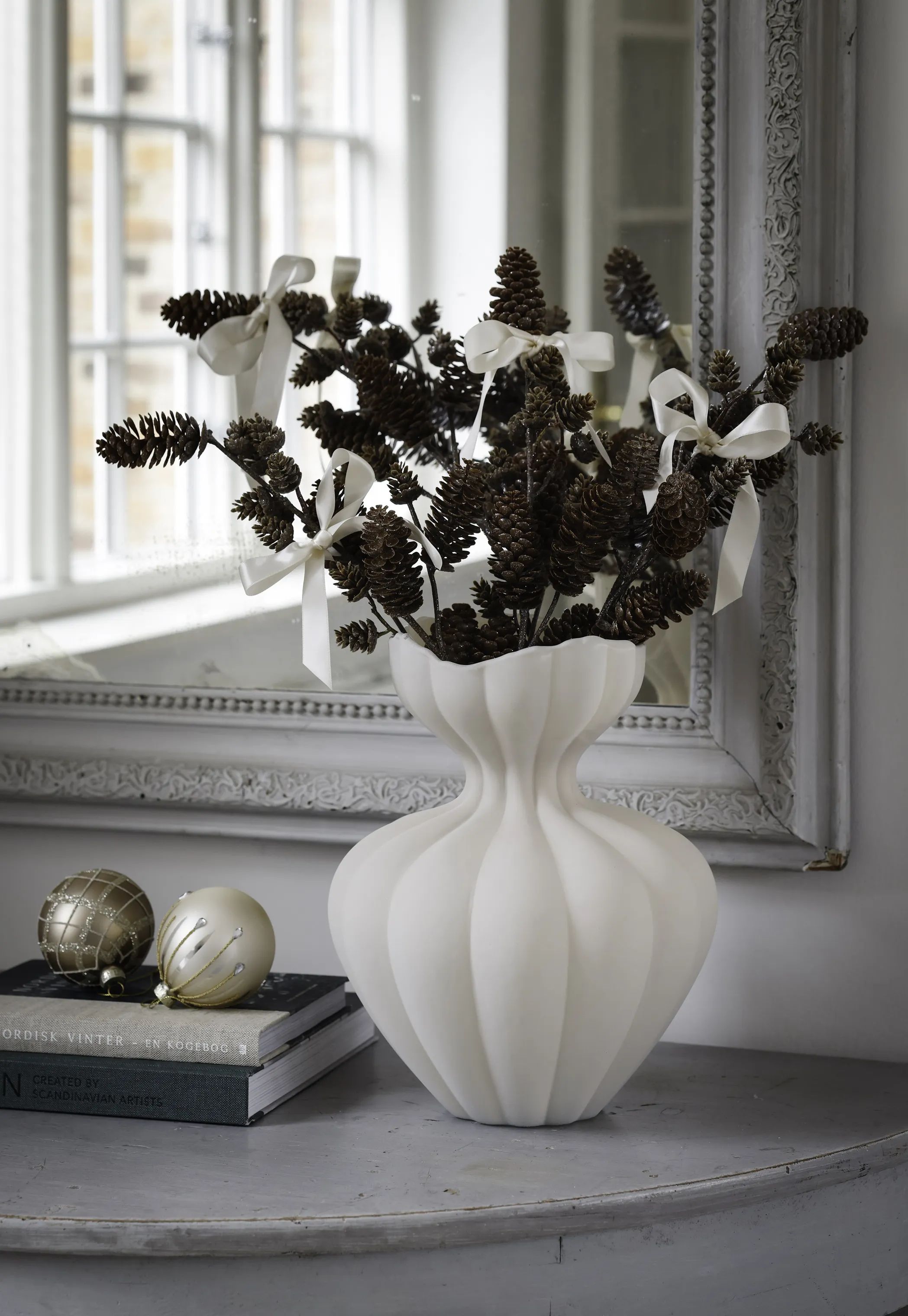 Casa Christmas Kunstige planter Kunstig Gren med kogler i Brun med glimmer, 2