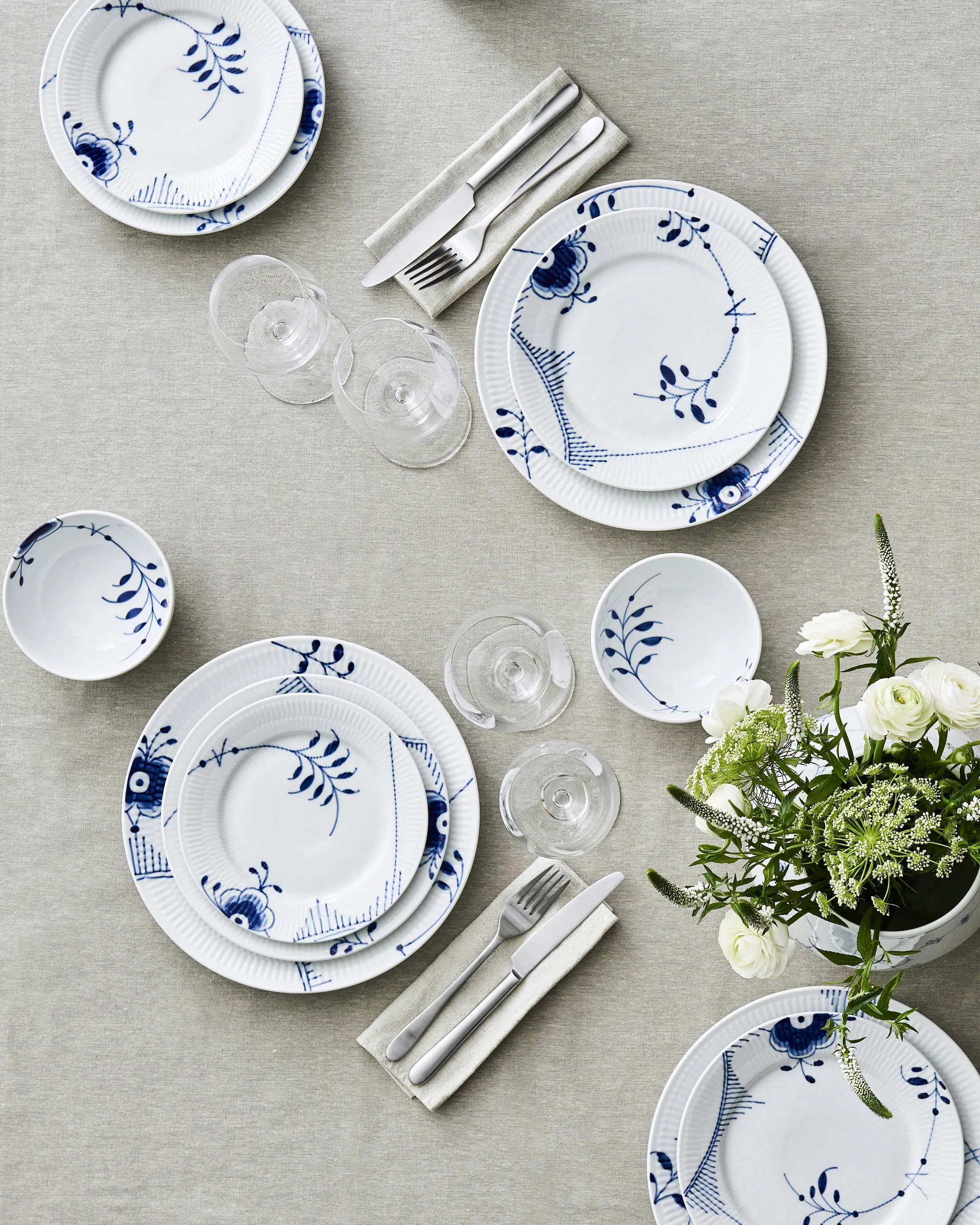 Royal Copenhagen Frokosttallerkener Blå Mega Riflet Frokosttallerken #2 i Frokosttallerken #2, 5