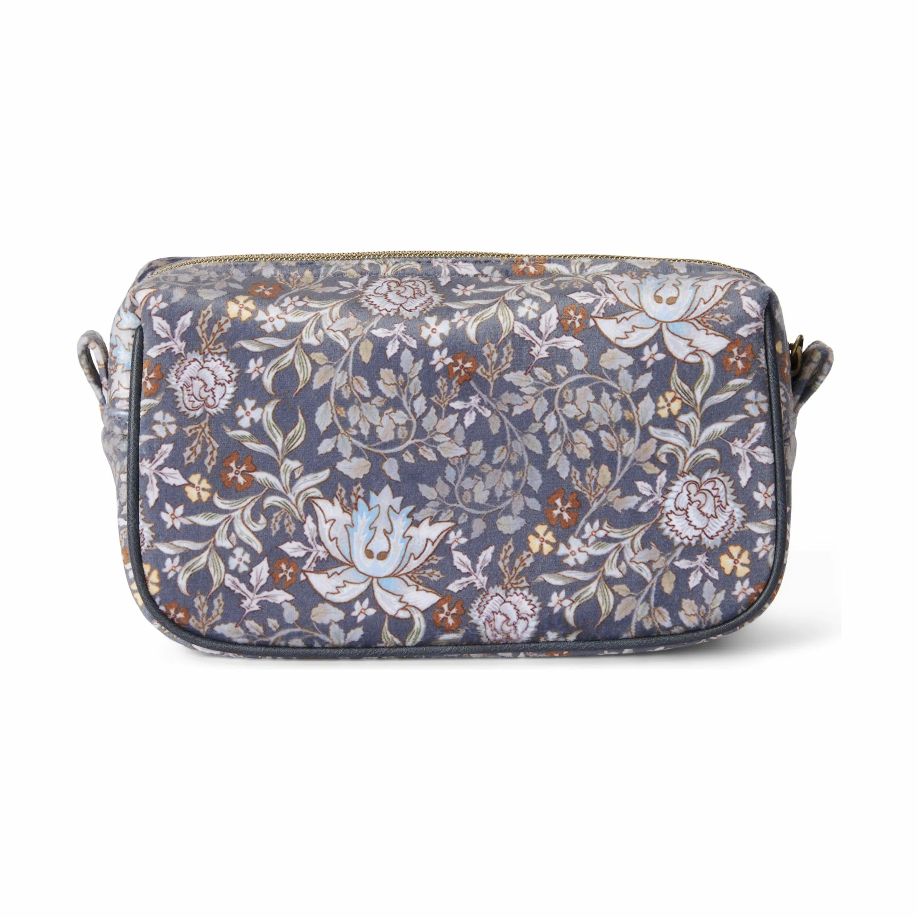 Essenza Toilettasker Megan Ophelia Toilettaske i Midnight swim, 2