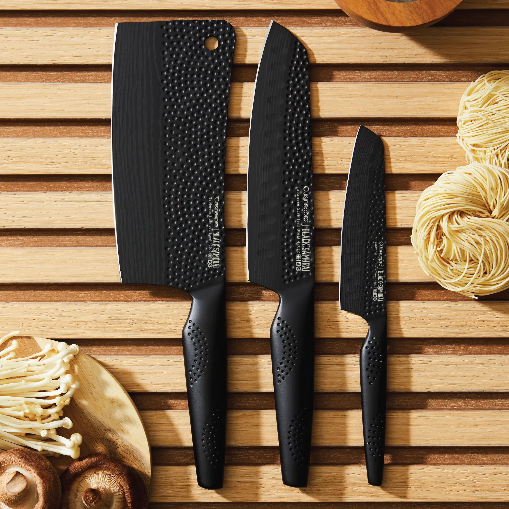 THE CUSTOM CHEF™ Knivsæt Cuisine::pro®
iD3 BLACK SAMURAI™ Cuisine::pro iD3® BLACK SAMURAI™ Knivsæt - 3 dele i Sort, 2