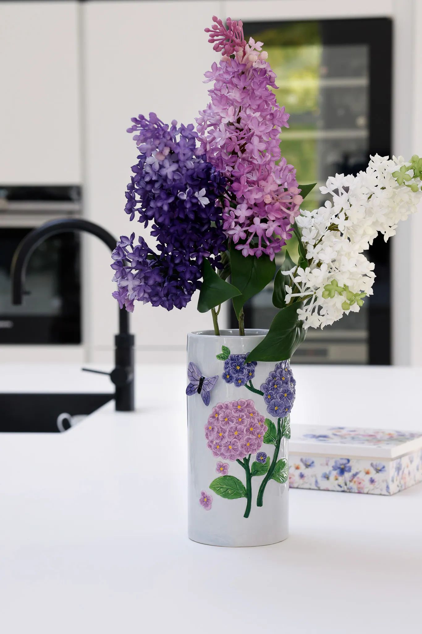 CASA Living Kunstige blomster Kunstig Blomst - Syrengren i Hvid/grøn, 71 cm, 2