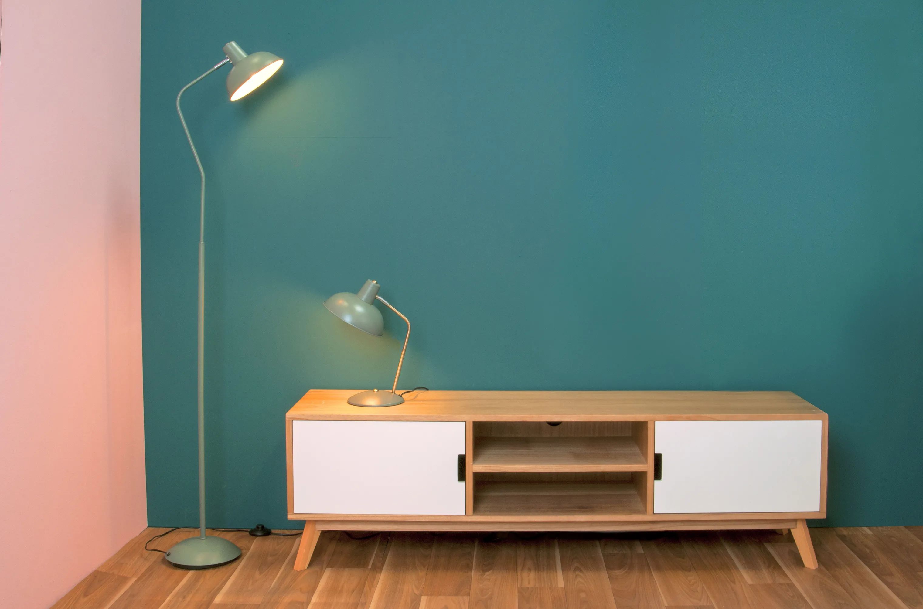 Leitmotiv Bordlamper Hood Bordlampe i Grøn, 2