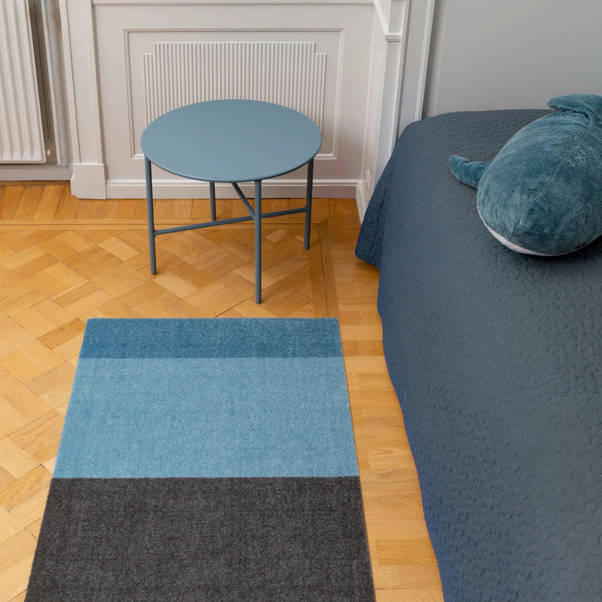 Tica Copenhagen Dørmåtter Stripes Horisontal Gulvmåtte i blå/steelgrey, B60 x L90 cm, 6