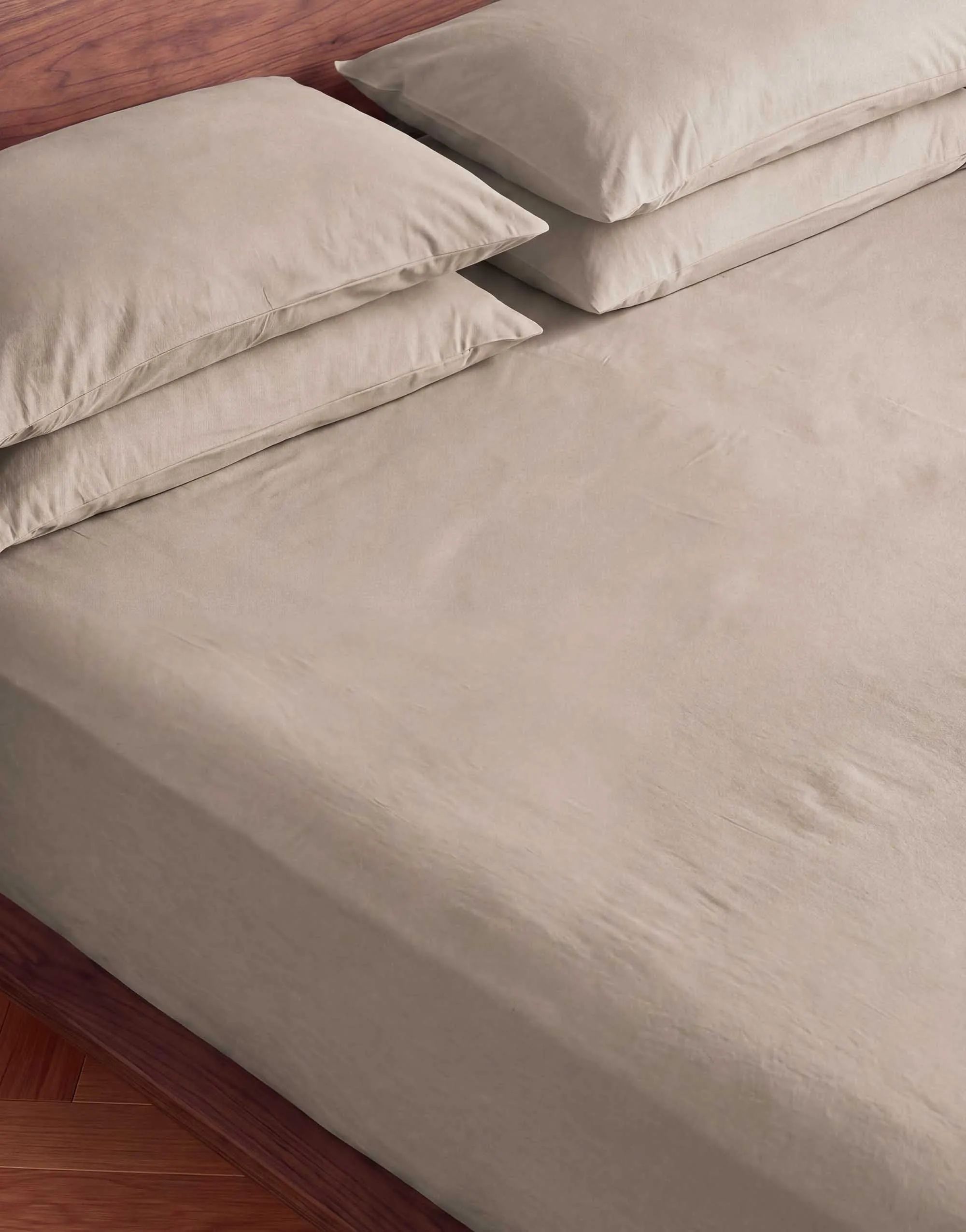 Essenza Lagner Fine Organic Jersey Boxlagen i Taupe, B100 x L220 cm, 2