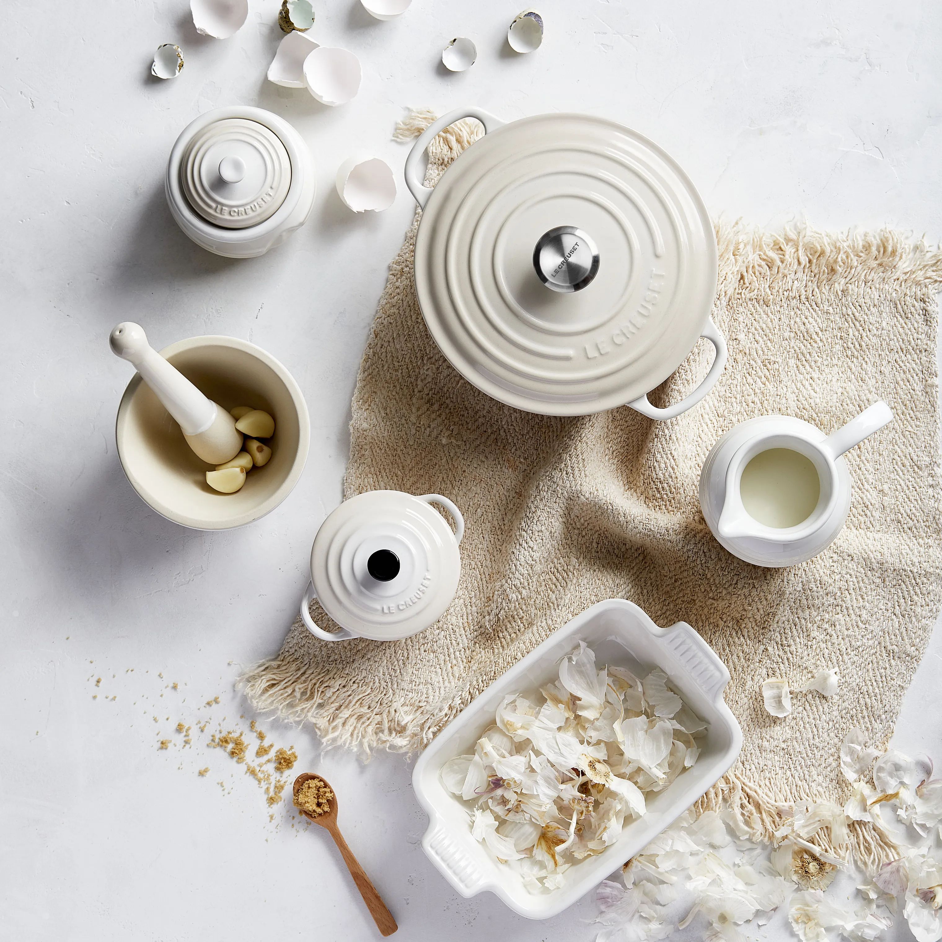 Le Creuset Ovnfaste fade Heritage Ovnfast Fad i Meringue, B20 x L32 cm, 2