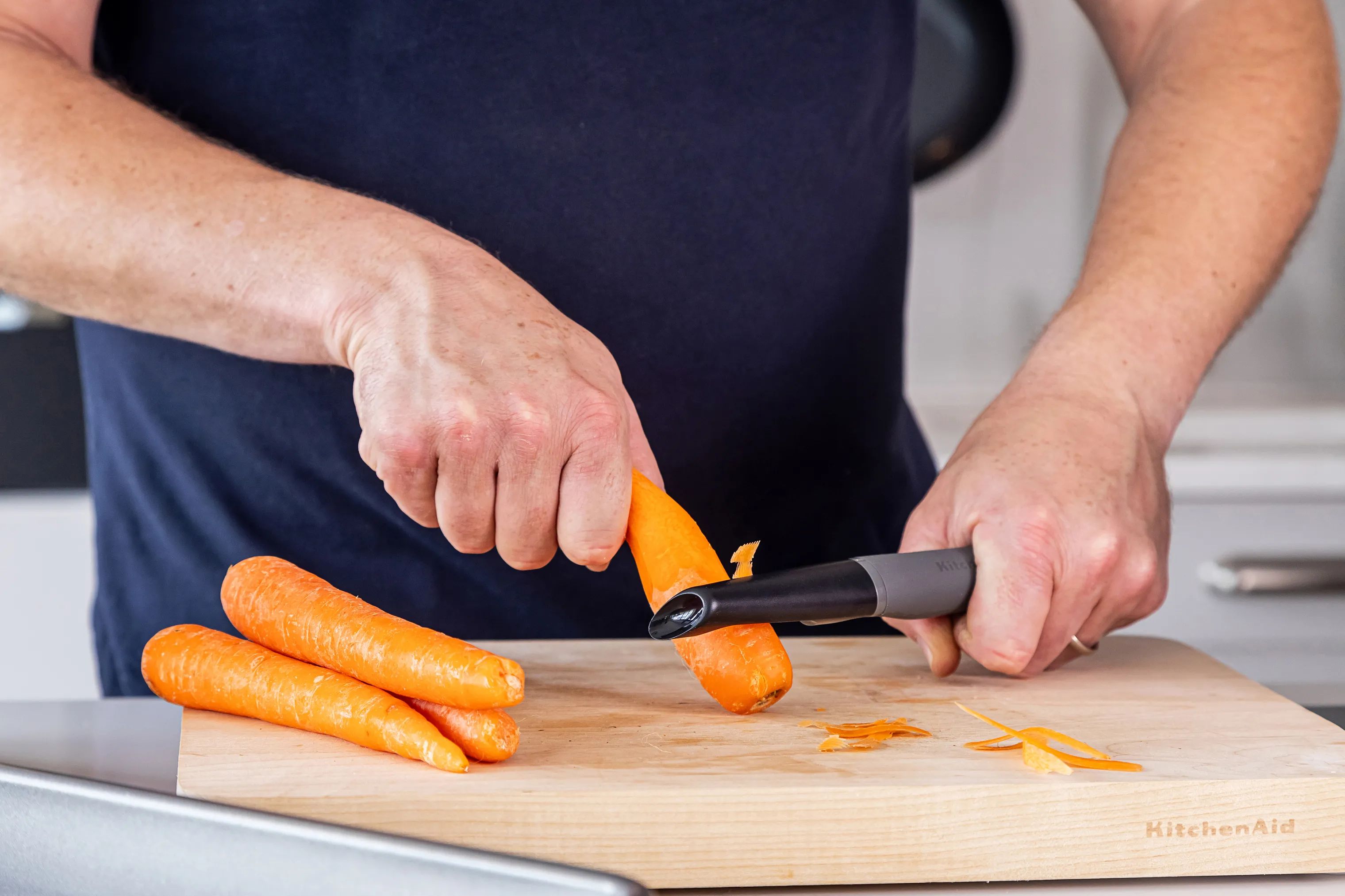 KitchenAid Grøntsags- og kartoffelskrællere Coreline Soft Grip Skrællekniv i grey, 3