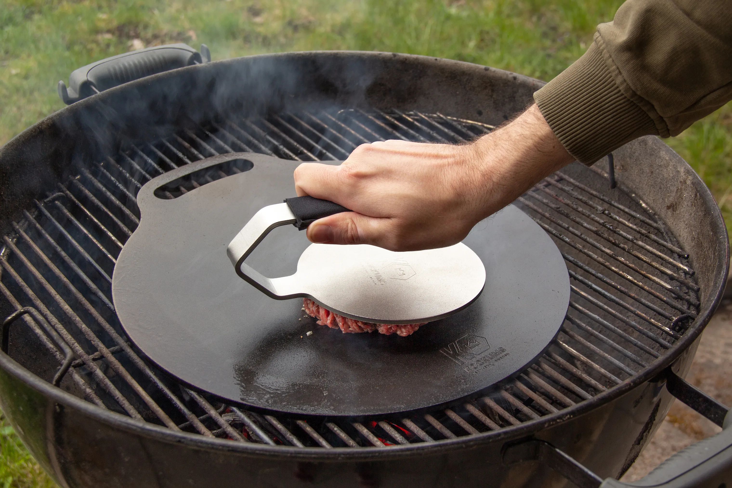 Kockums Jernverk Øvrigt grilltilbehør Burgerpresser i Neopren håndtag, 3