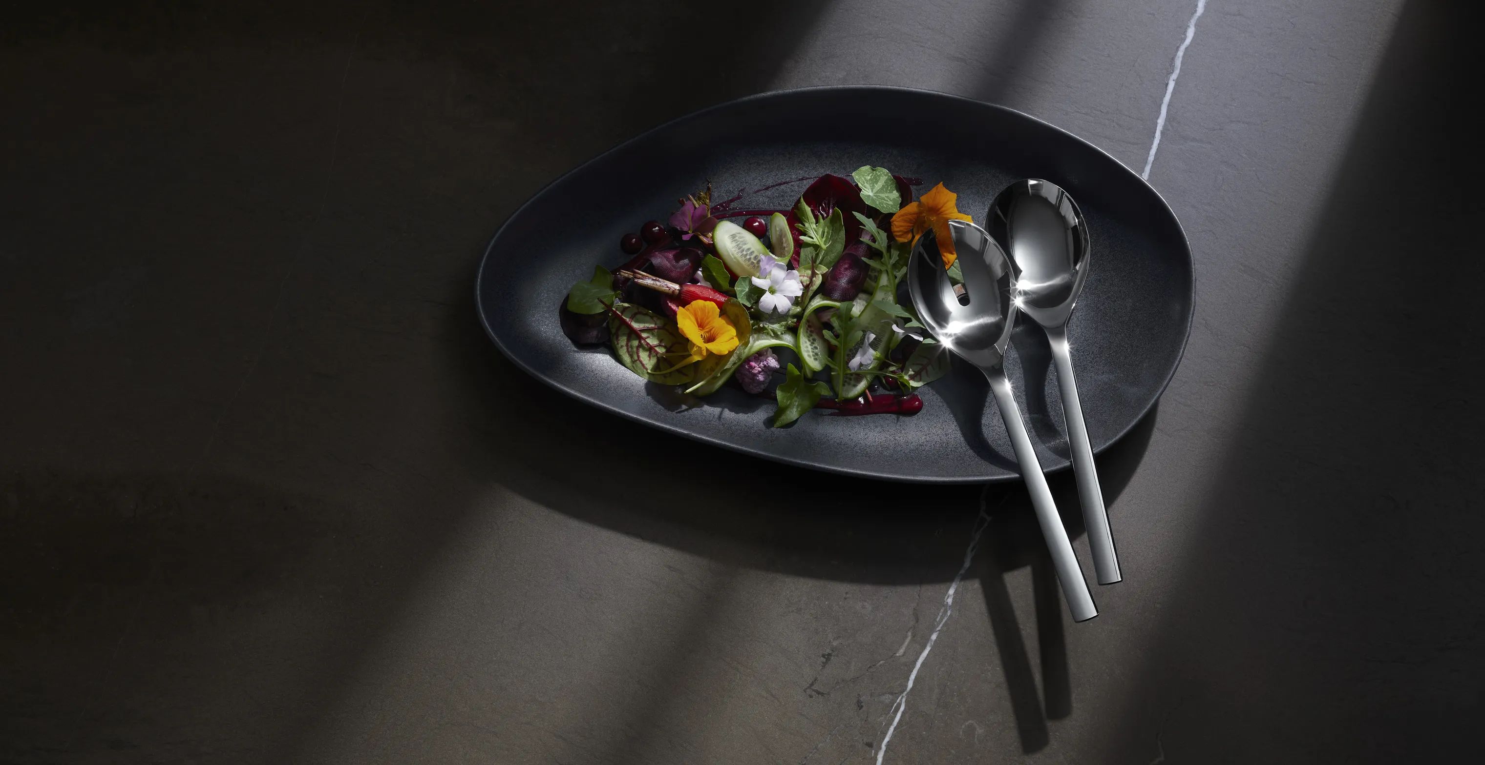 WMF Salatbestik Nuova Salatbestik - 2 dele i 25 cm, 2