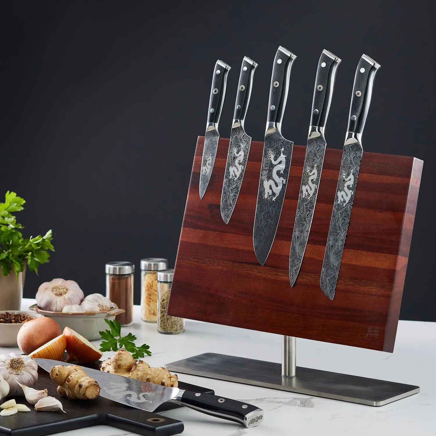 THE CUSTOM CHEF™ Knivblokke med knive Cuisine::pro®
KIYOSHI™ Cuisine::pro KIYOSHI™ Kei Knivblok - 7 dele i Brun/sølv, 2