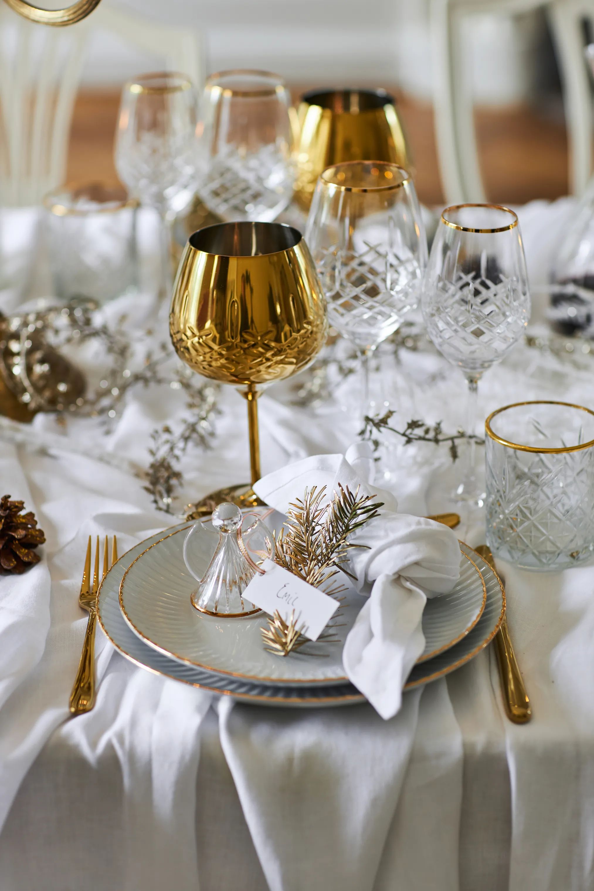 CASA Living Middagstallerkener Daisy Gold Middagstallerken i Hvid/guldfarvet, 3