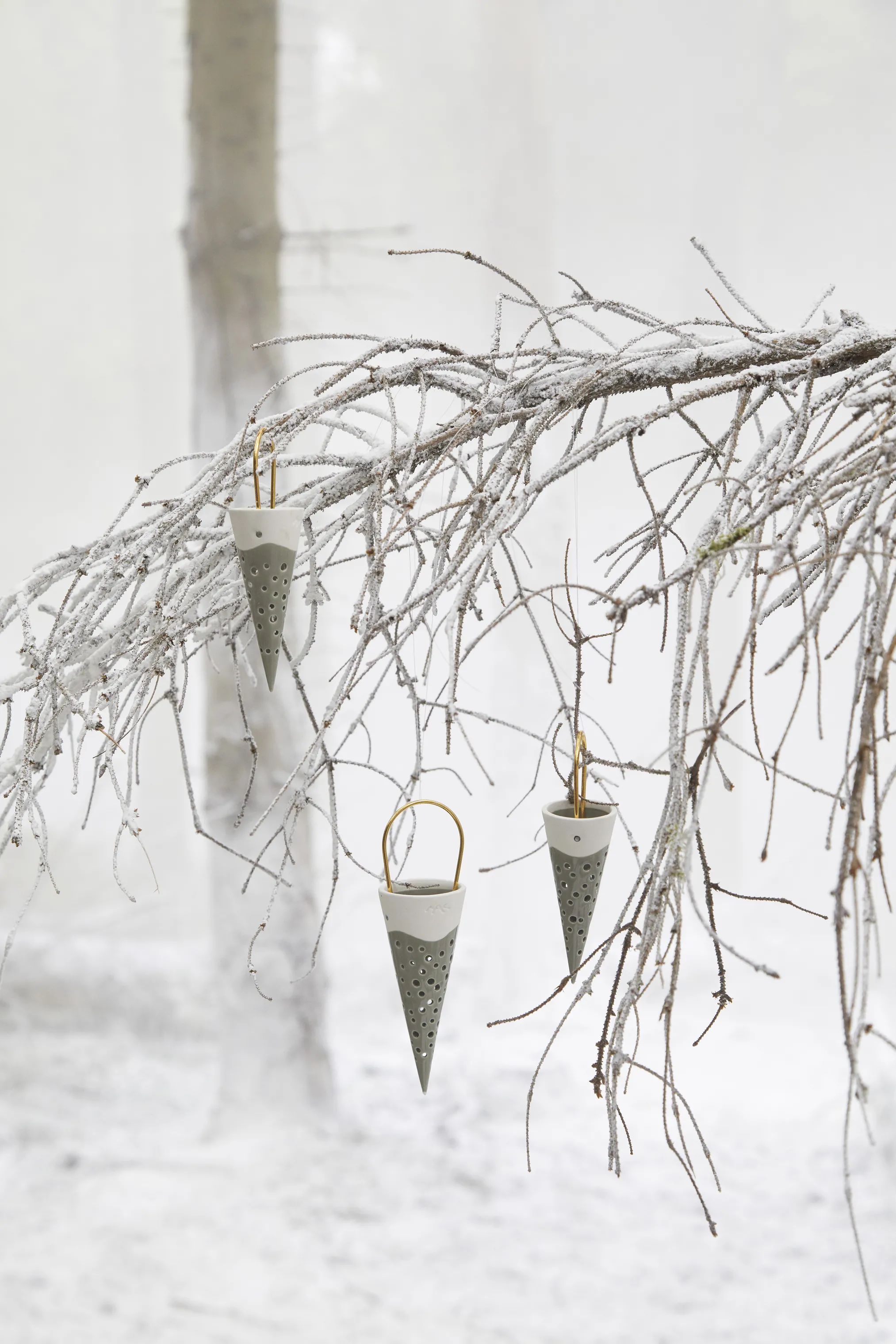 Kähler Juleophæng Nobili Kræmmerhus i Olivengrøn, 18 cm, 2