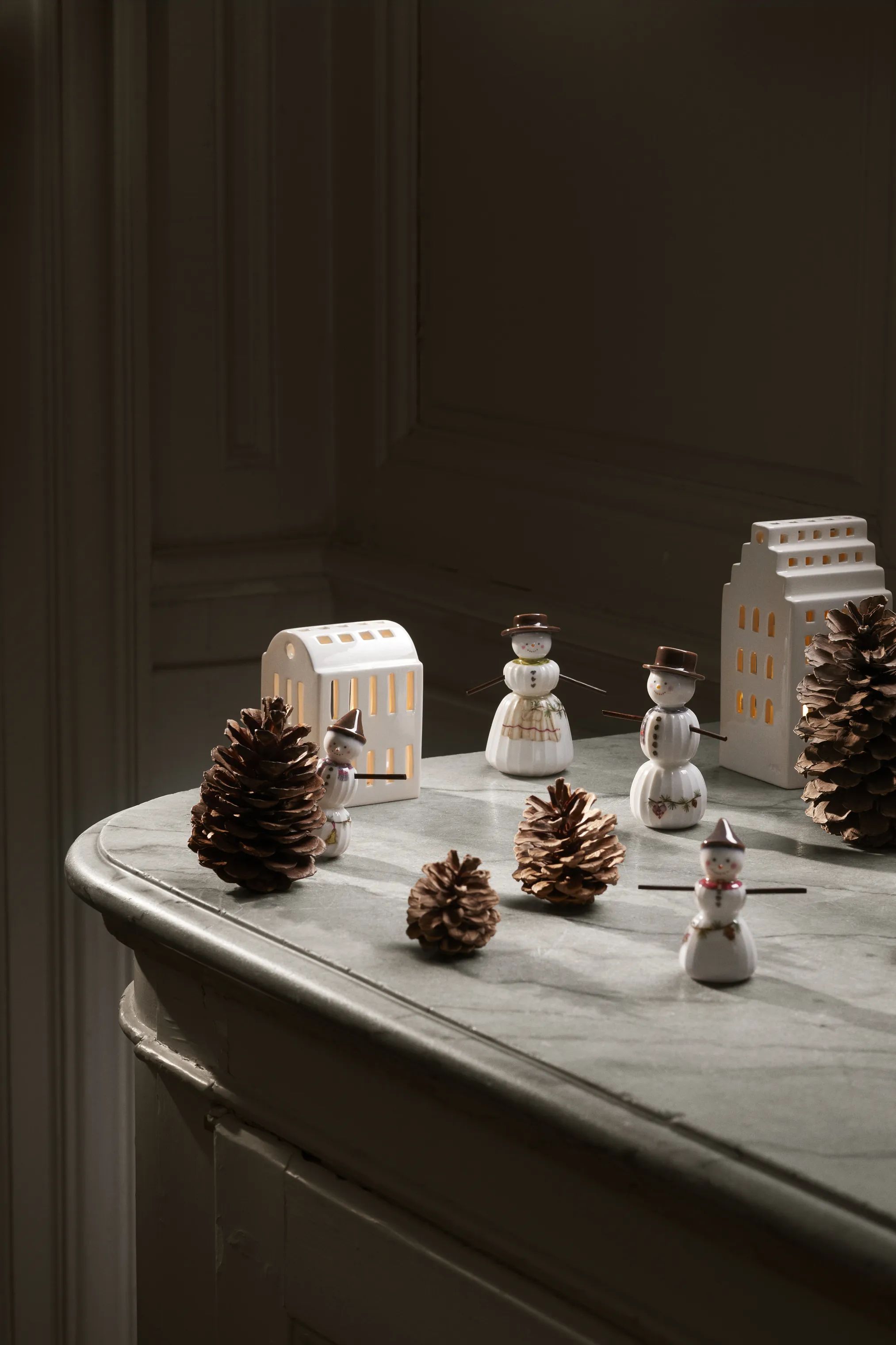 Kähler Julefigurer Hammershøi Jul Hammershøi Snepige i Hvid m. deko, 6