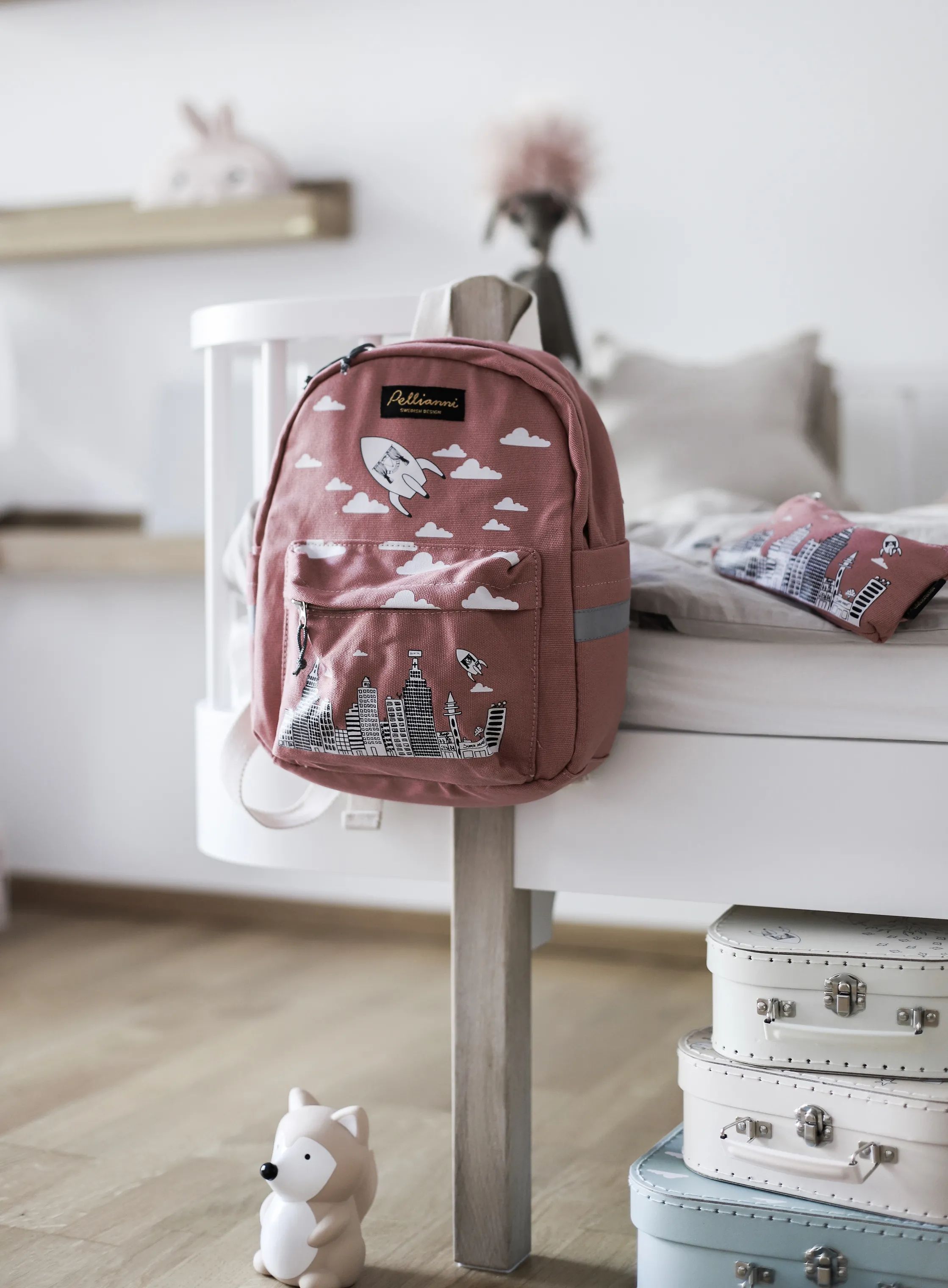 Pellianni Til børneværelset City Børnerygsæk i City pink, 2