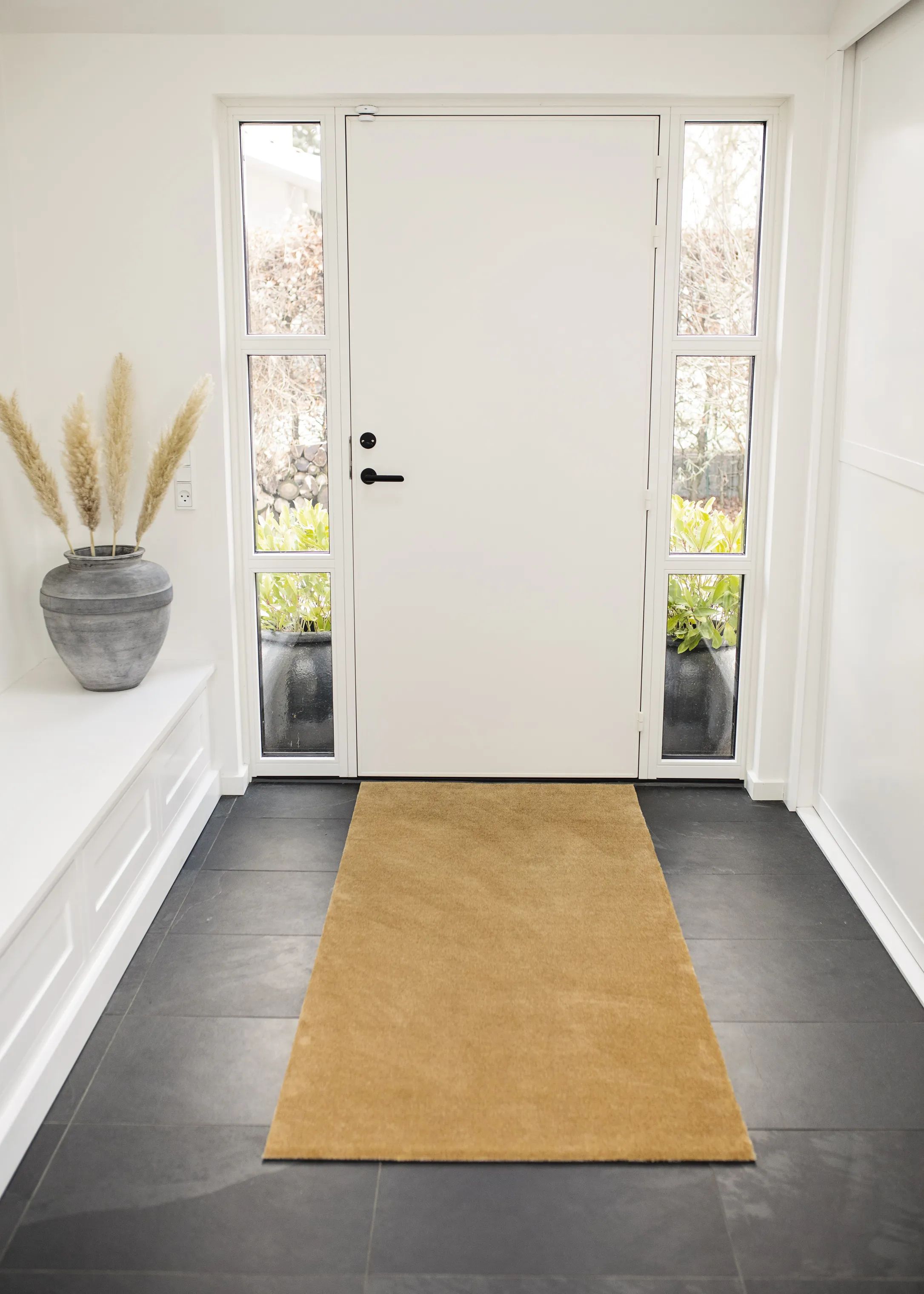 Tica Copenhagen Dørmåtter Uni Color Gulvmåtte i Dijon gold, B67 x L200 cm, 2