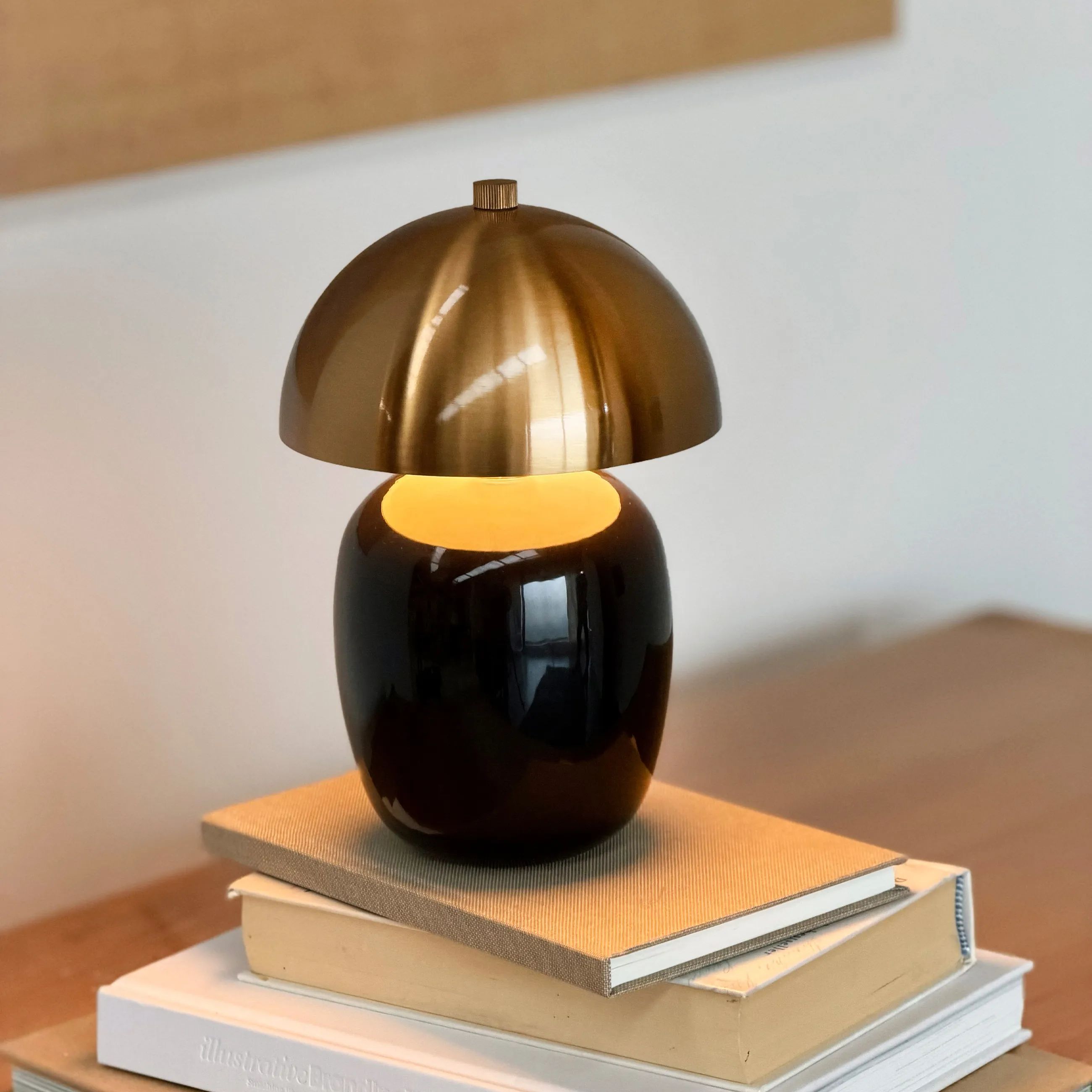 Dyberg Larsen Bordlamper Manhatten Bordlampe i Sort/ Messing, 4