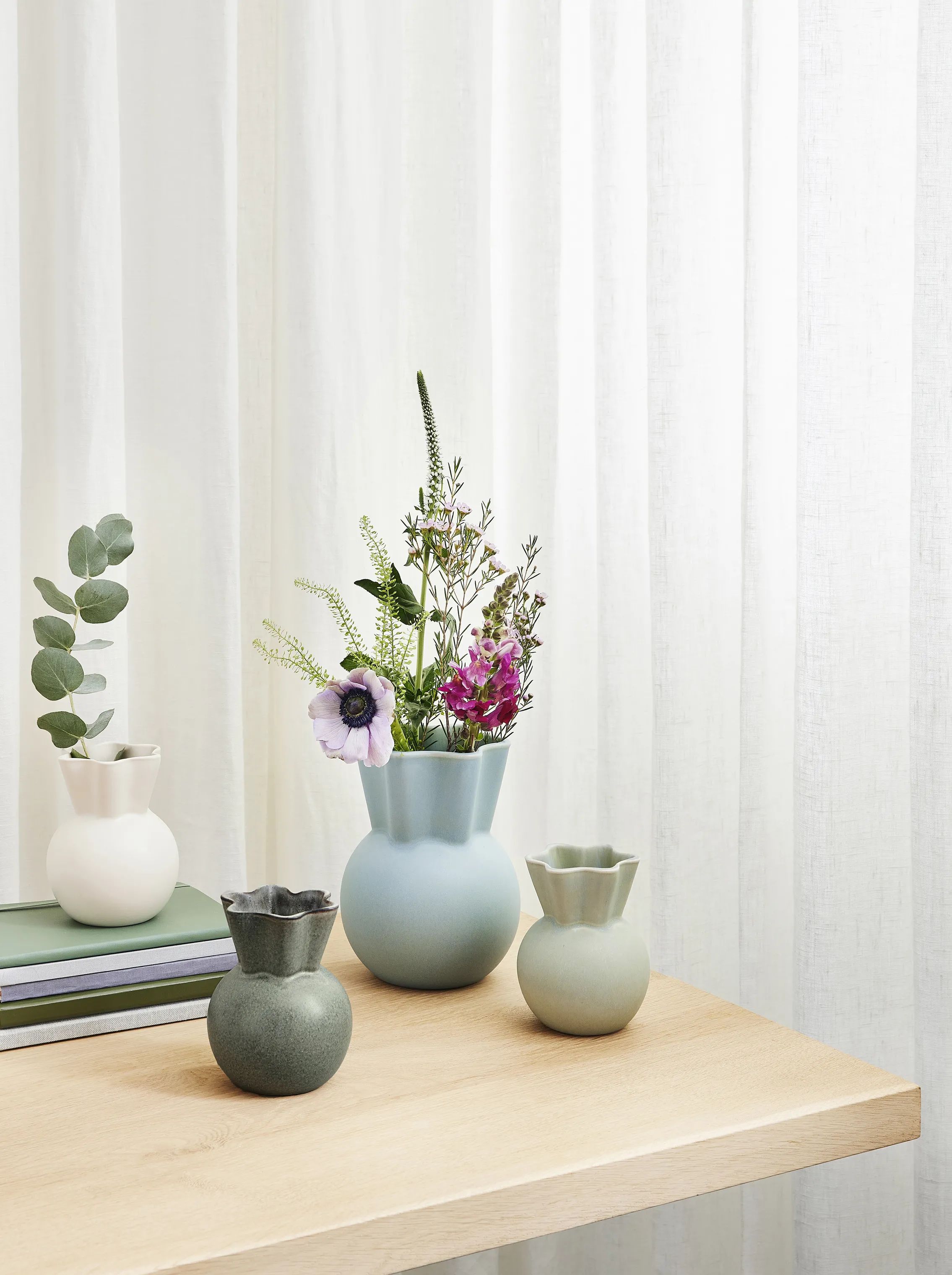 Spring Copenhagen Vaser Svungen Top Vase i Hvid, 14 cm, 3