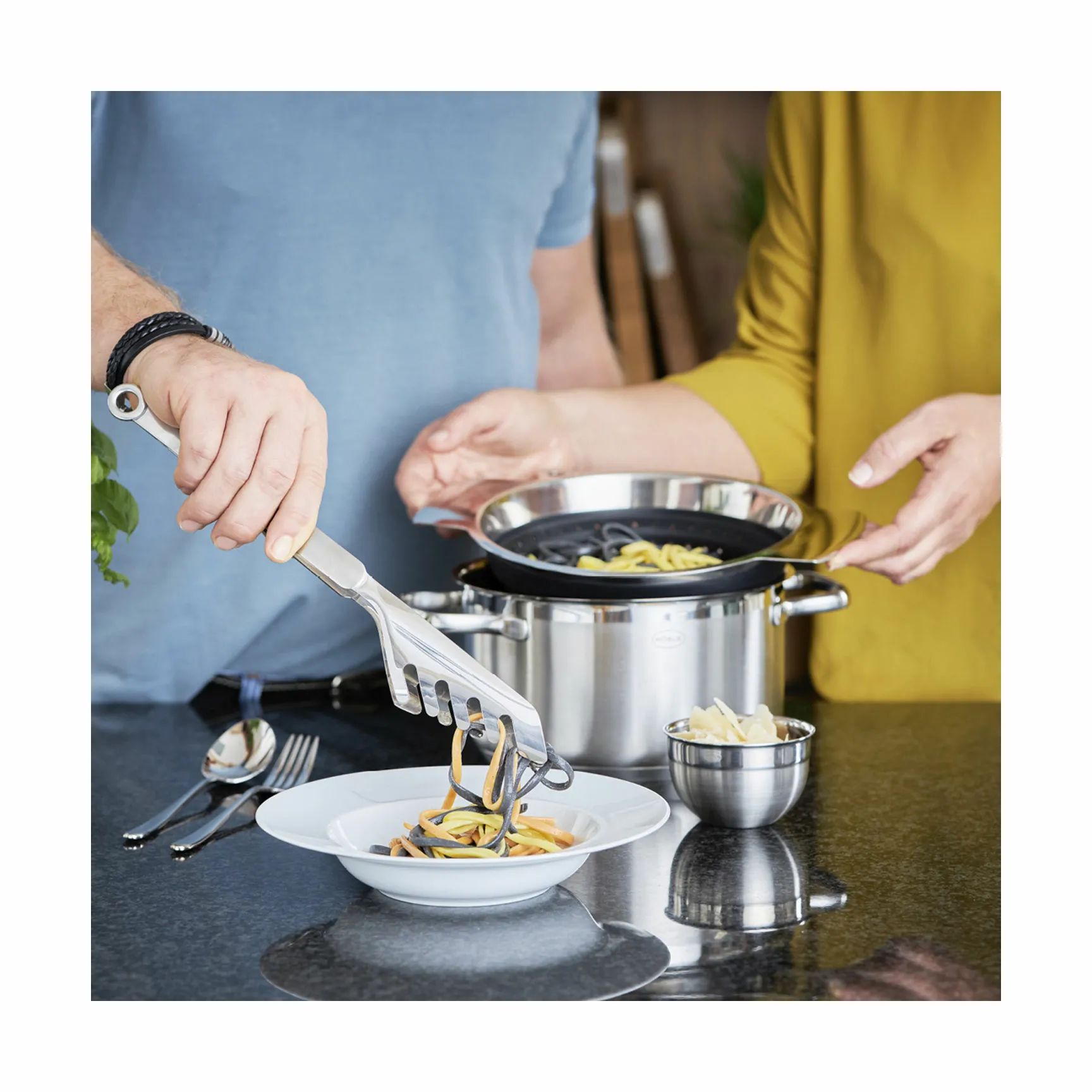 RÖSLE Tagtøj Pastatang/salattang i stål, 2