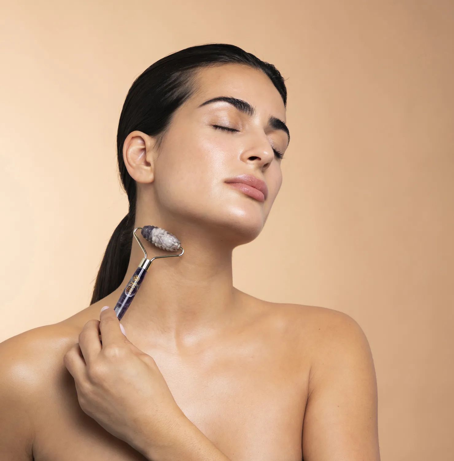 SMUK skincare Ansigtspleje Faceroller m. struktur i Lilla med struktur, 3