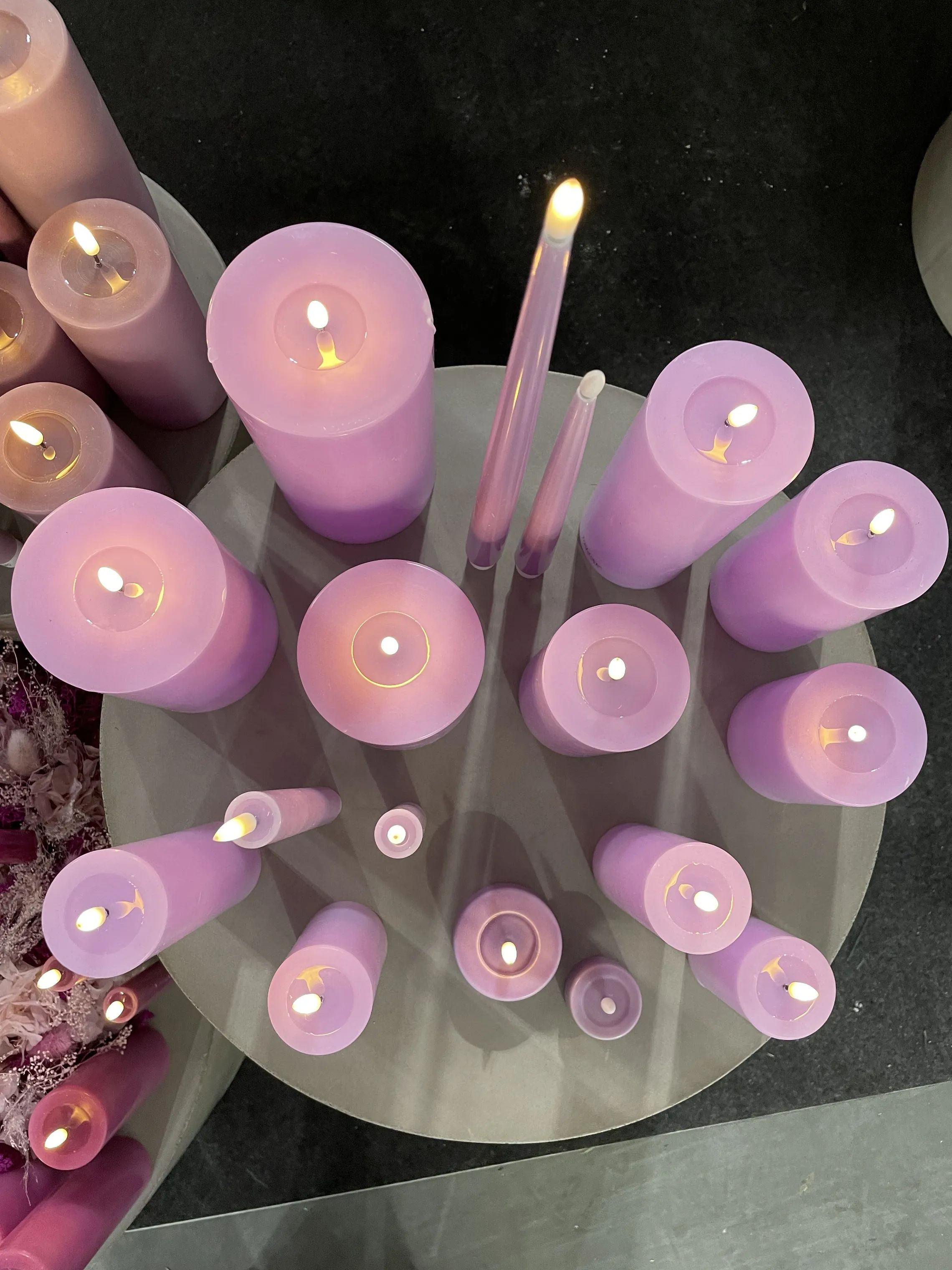Deluxe Homeart LED-lys Real Flame LED Bloklys i Lavendel, 15 cm, 2