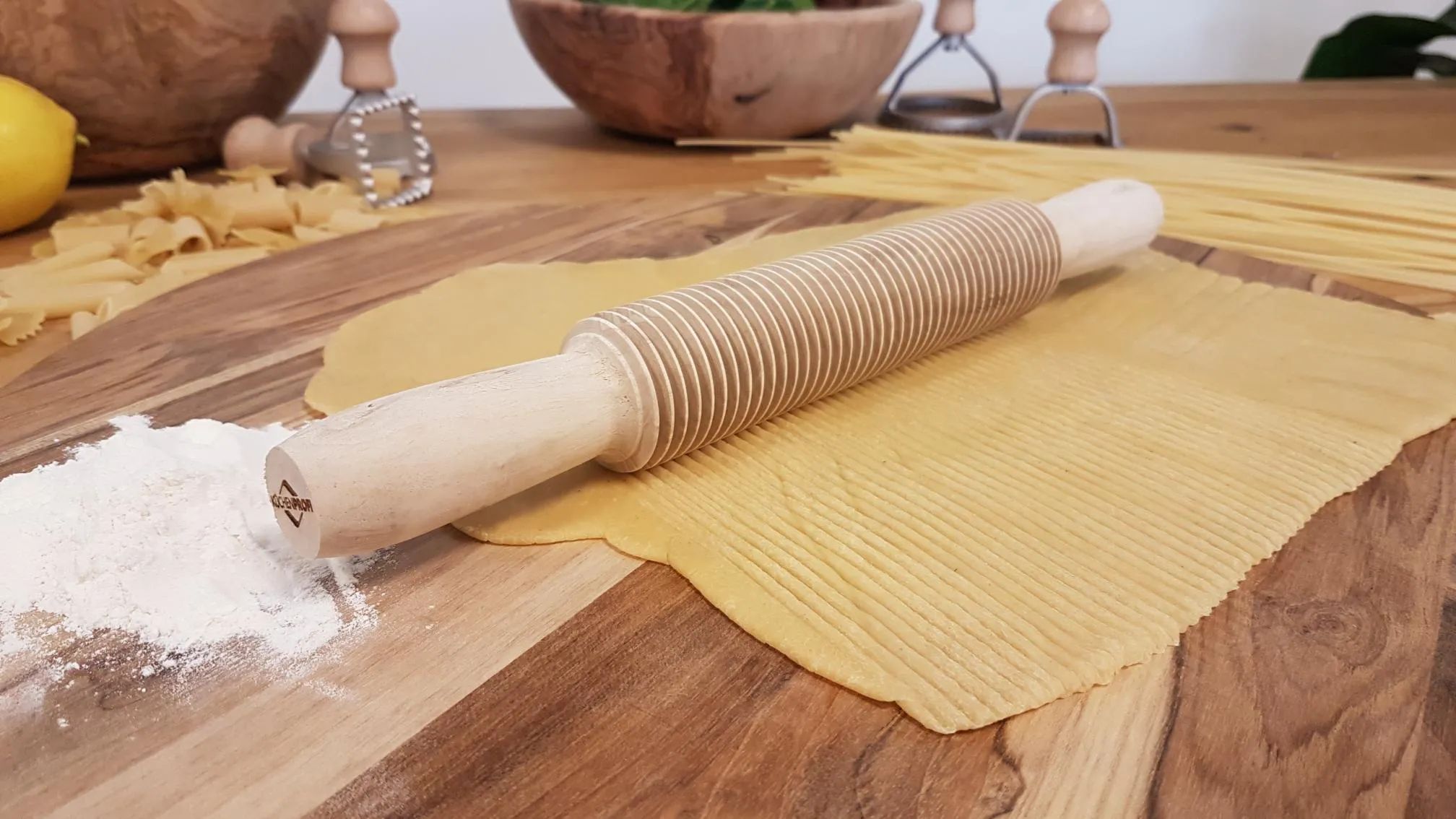 Küchenprofi Pastabræt og pastastativ Pastaskærer i Spaghetti, 2