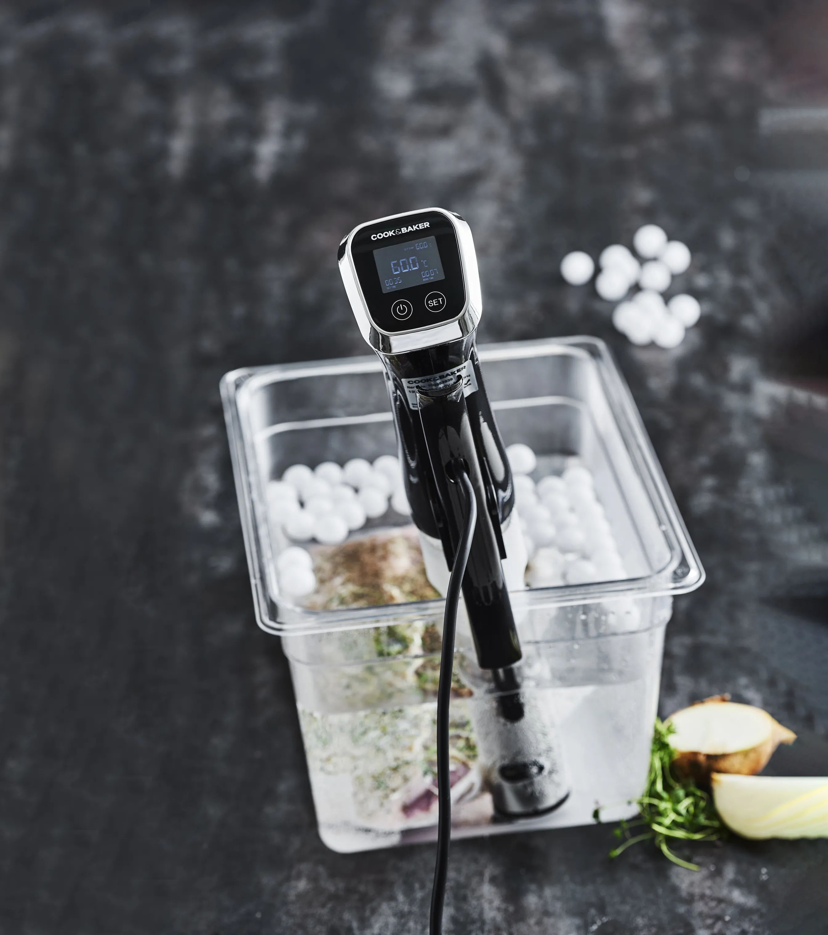 Cook & Baker Sous vide kar og tilbehør Isoleringskugle - 140 stk. i Hvid, 2