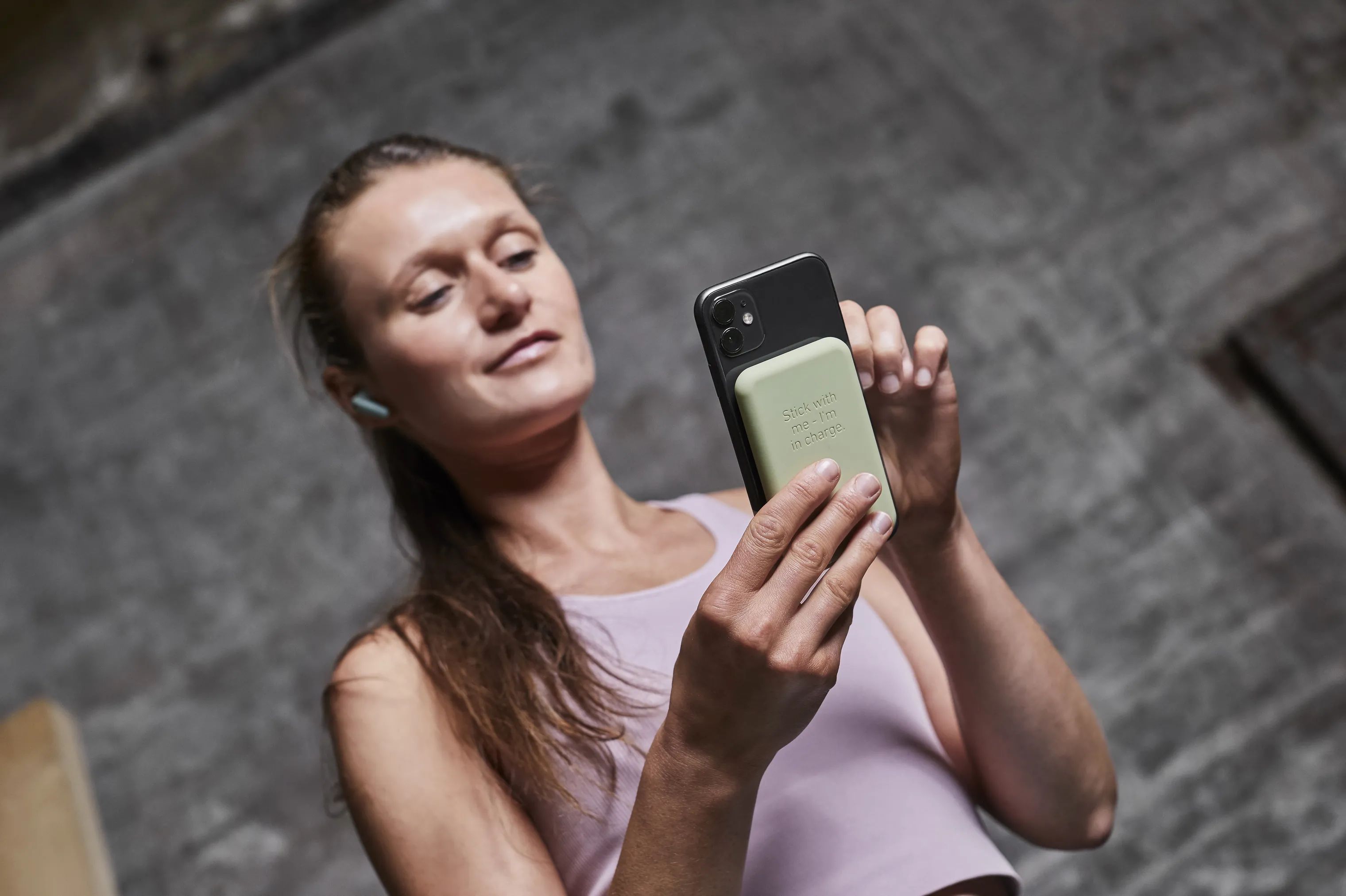 Kreafunk Øvrigt interiør toCHARGE QI Ladestation i Dusty Olive, 2