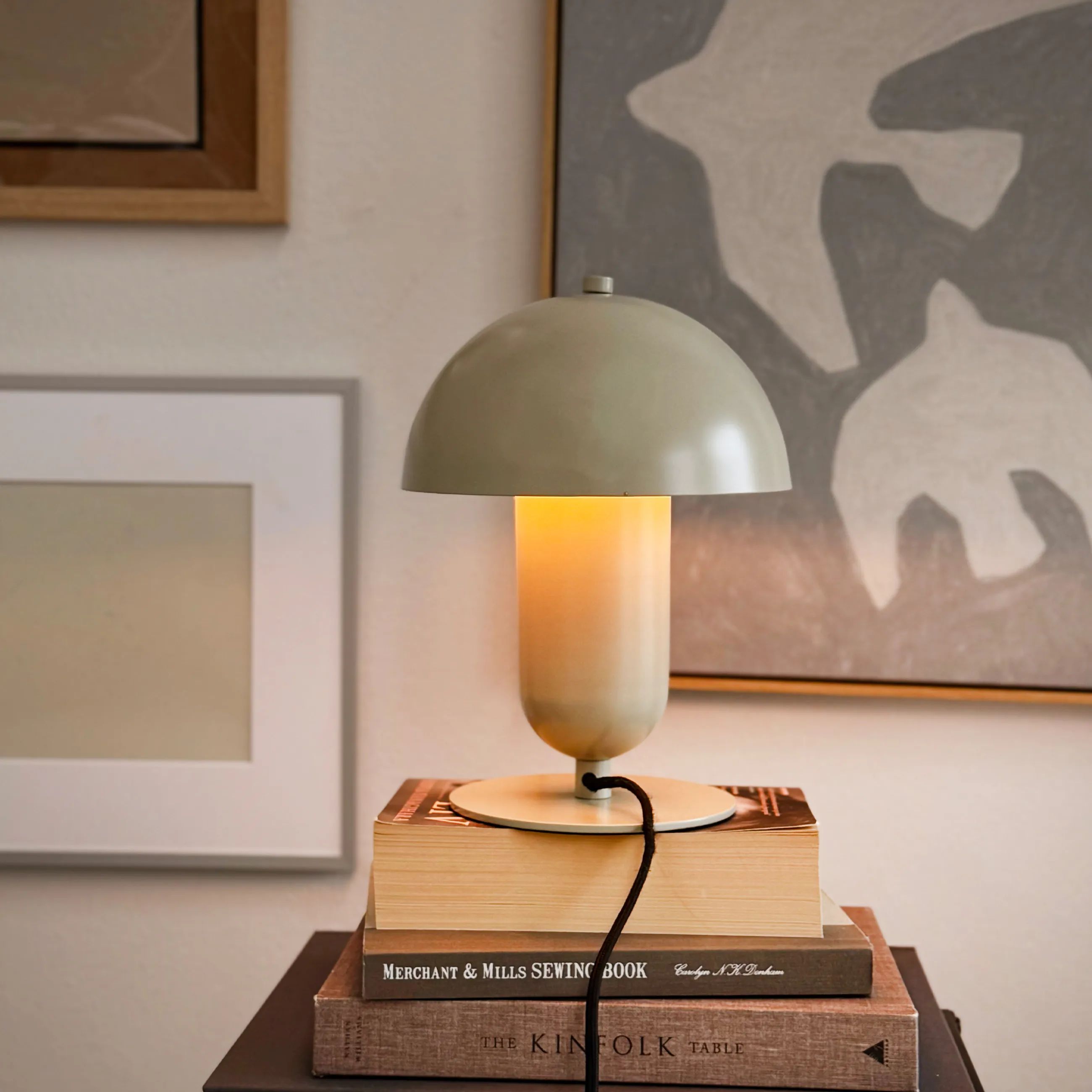 Dyberg Larsen Bordlamper Movie Bordlampe i Grå, 2
