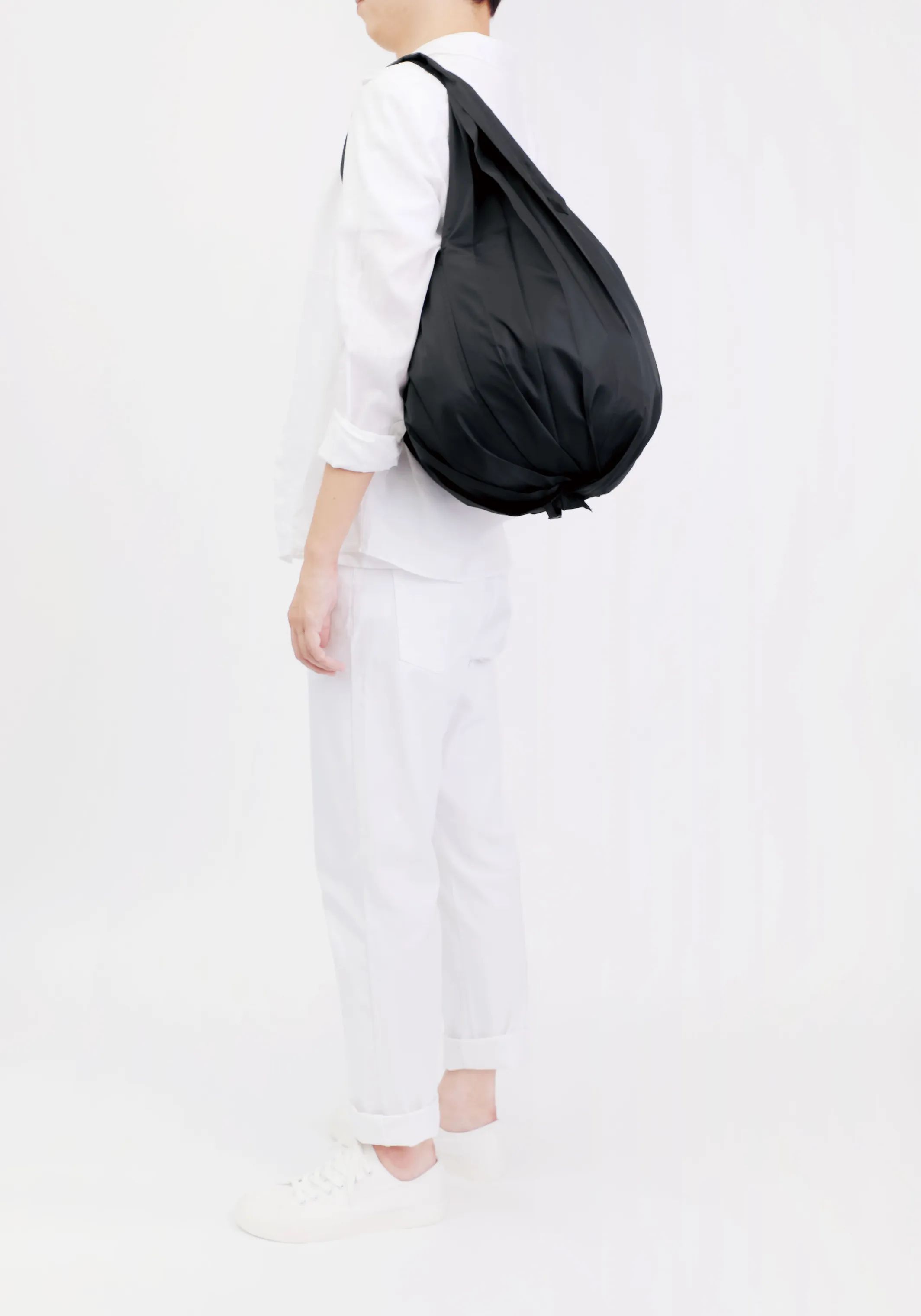 Shupatto Øvrigt interiør Drop Foldbar Taske i Black, 25 L, 3