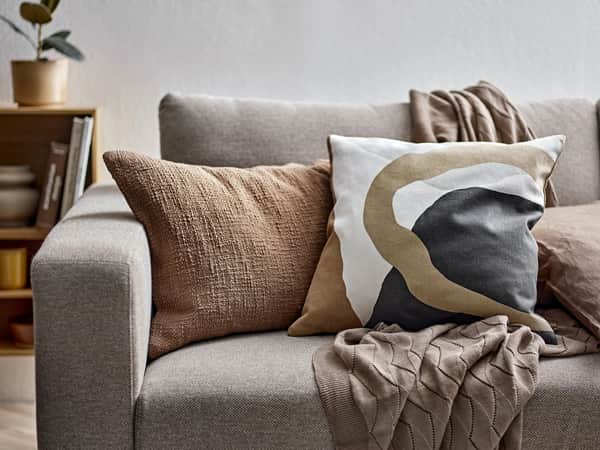 Collage Pude, warm taupe, large